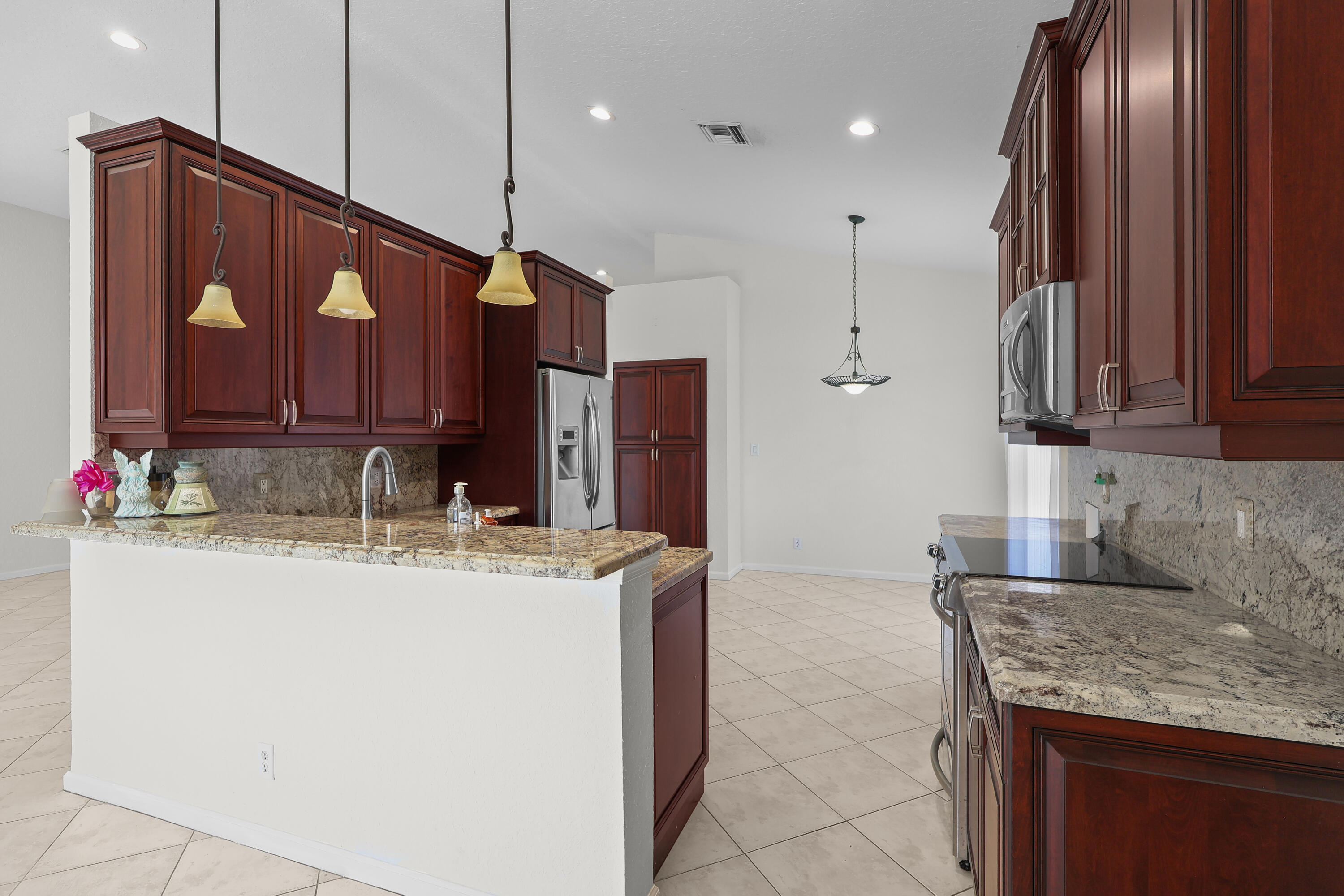 7835 NW 78th, Tamarac FL 33321