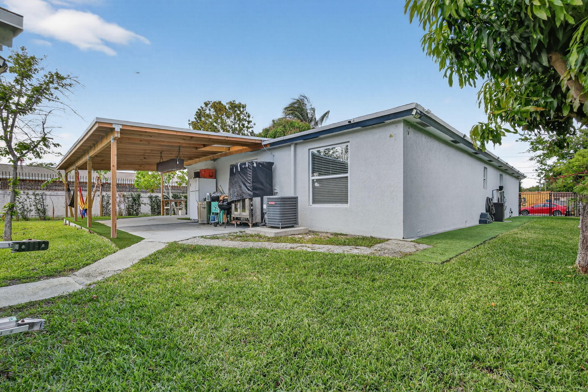 1691 W 26th, Riviera Beach FL 33404