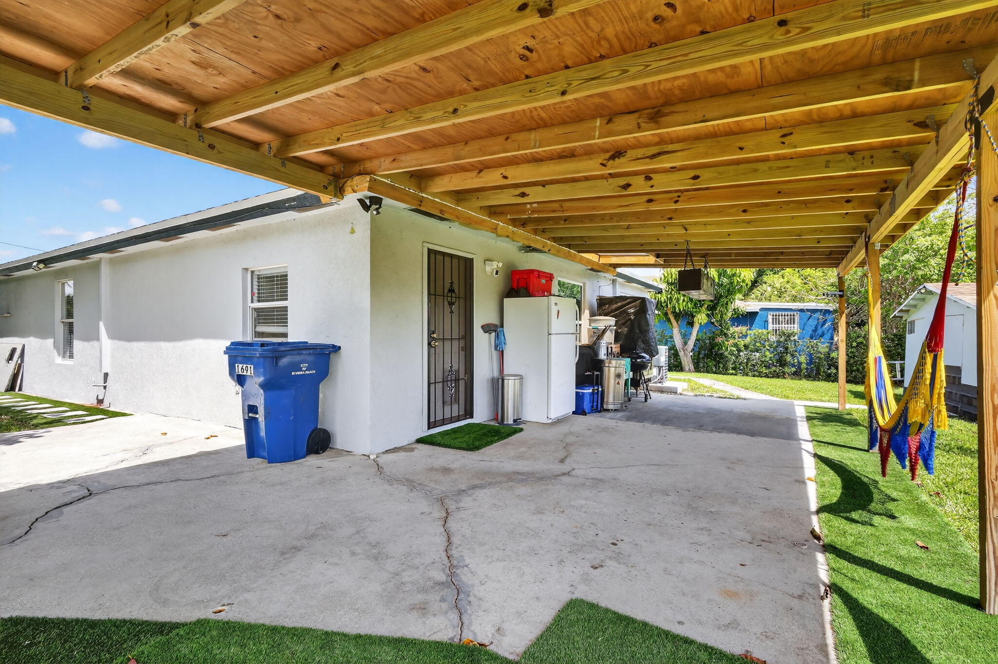 1691 W 26th, Riviera Beach FL 33404