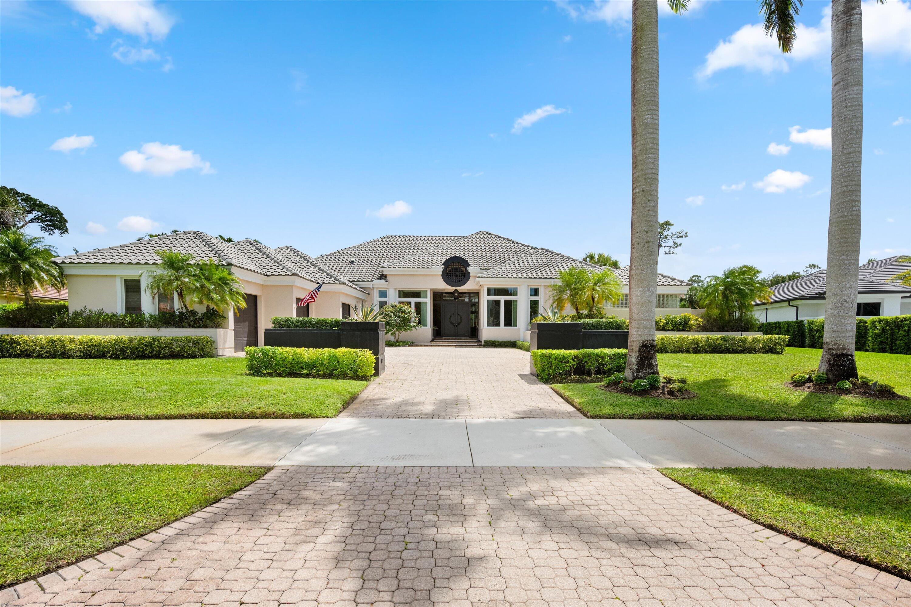 1776 Breakers West, West Palm Beach FL 33411