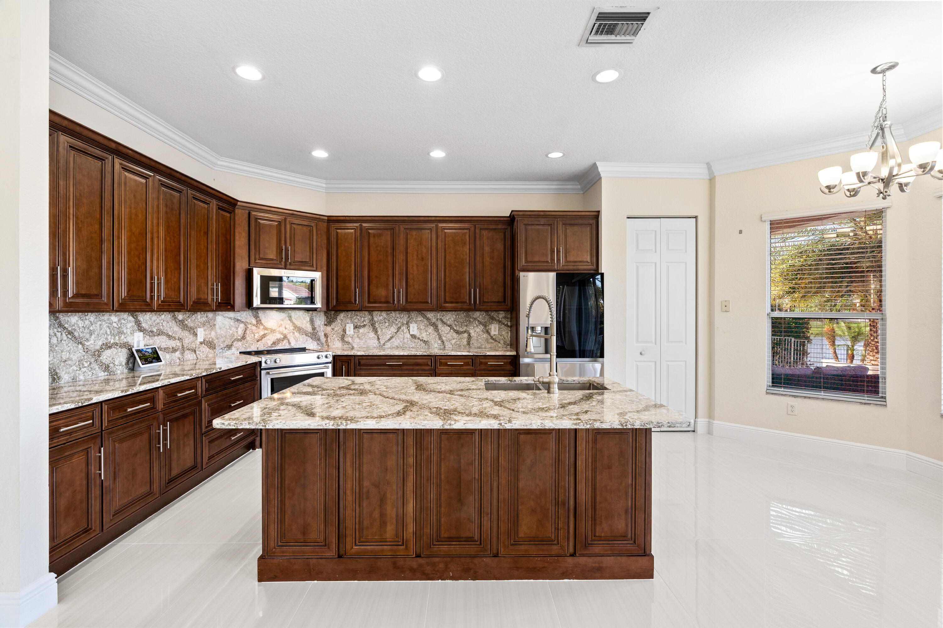 5422 SW 185th, Miramar FL 33029