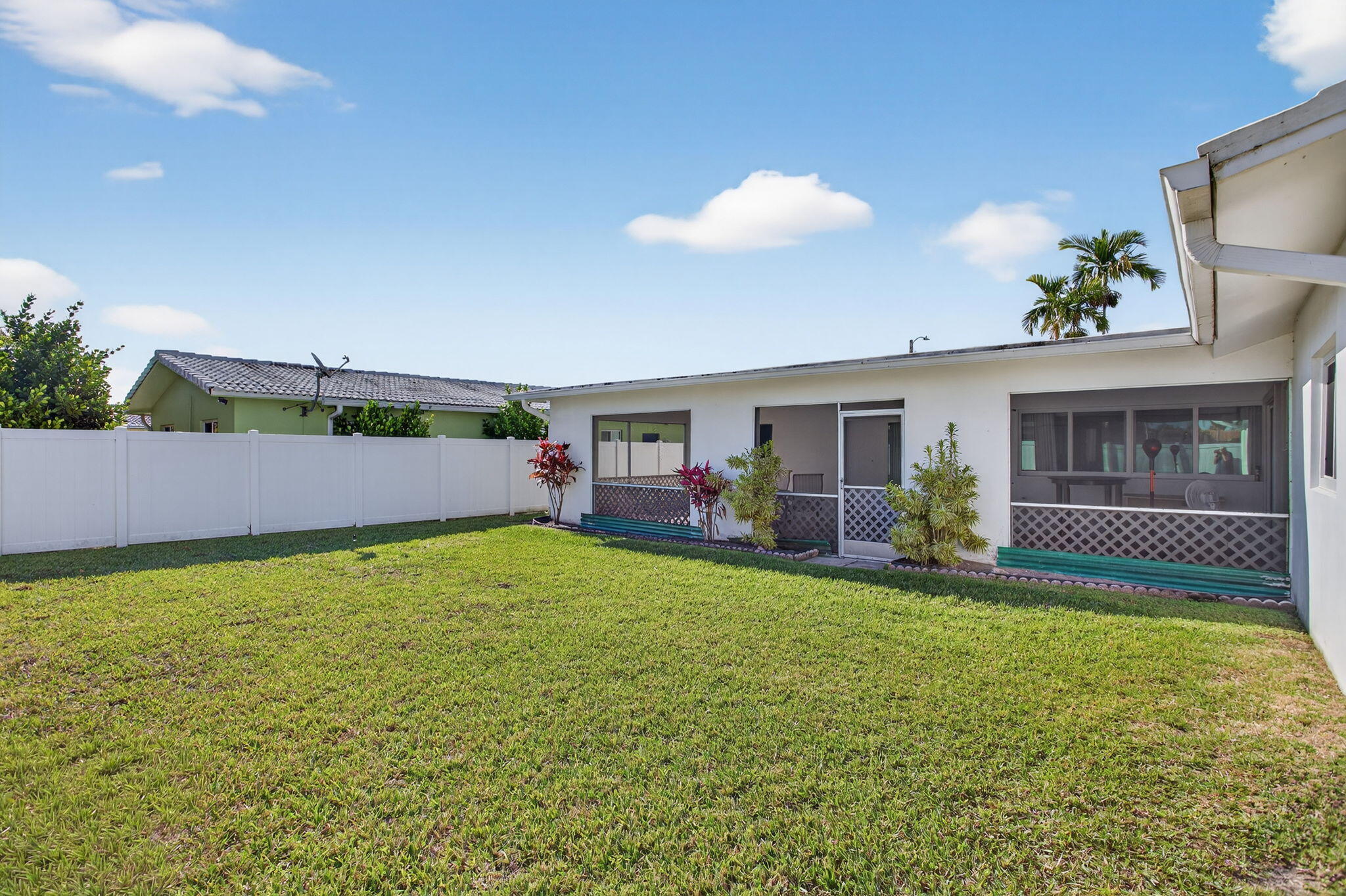 6701 NW 20th, Margate FL 33063