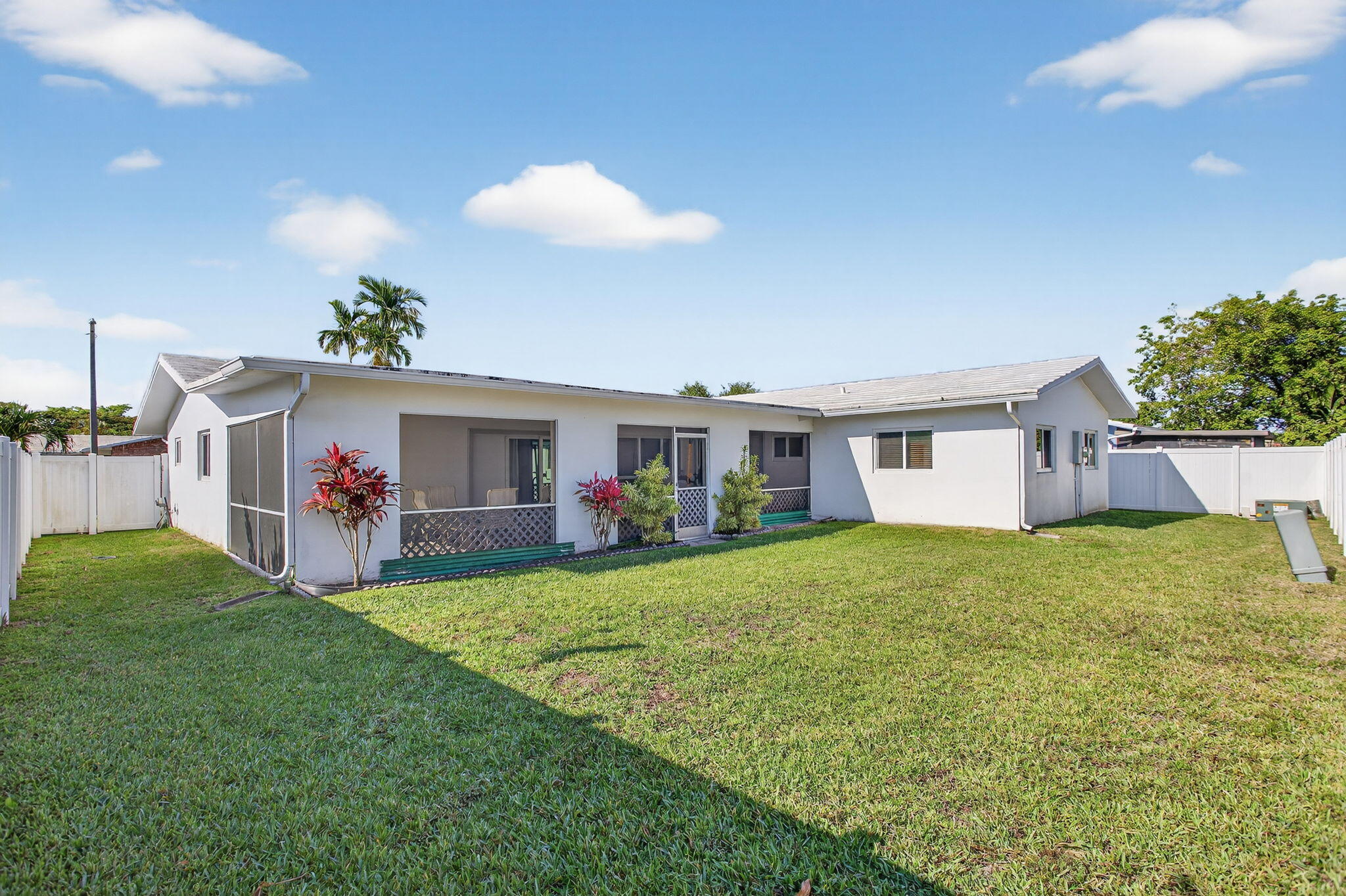 6701 NW 20th, Margate FL 33063