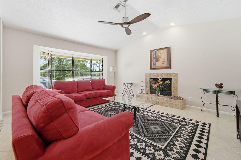 5562 Reynolds, Lake Worth FL 33449