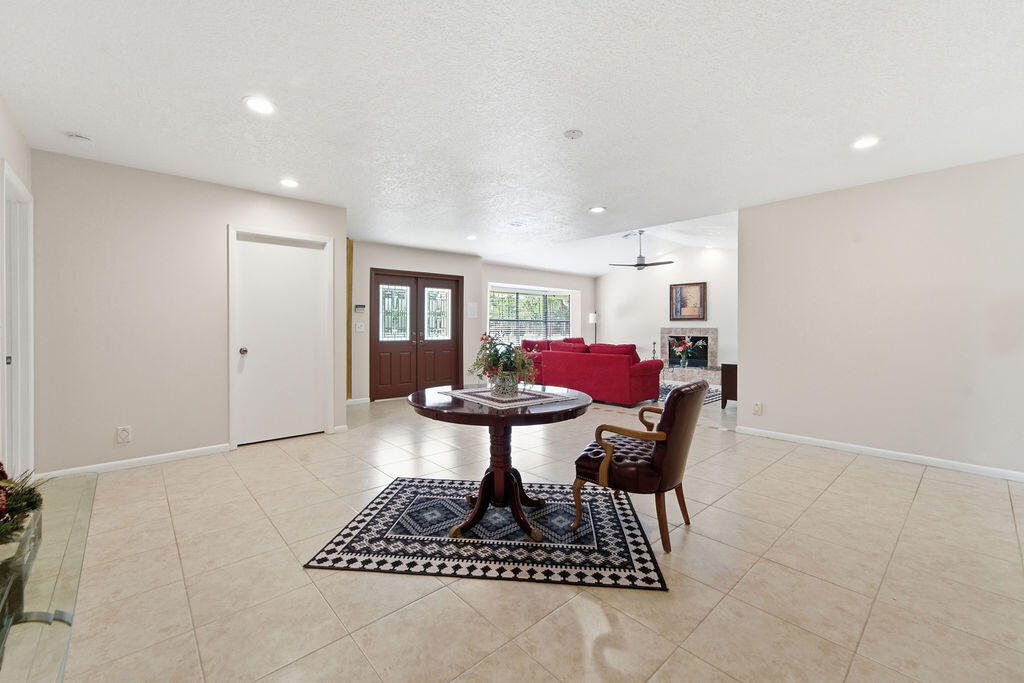 5562 Reynolds, Lake Worth FL 33449