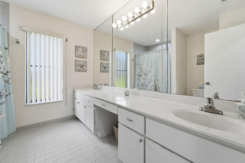 5562 Reynolds, Lake Worth FL 33449