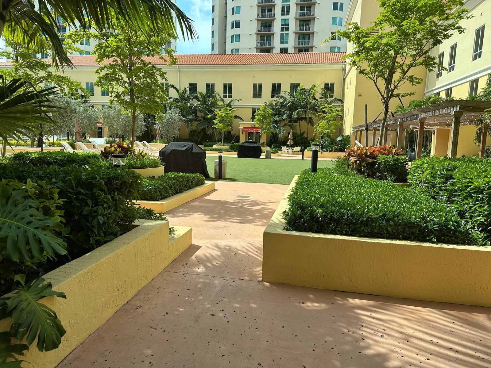 7350 SW 89th #2102s, Miami FL 33156