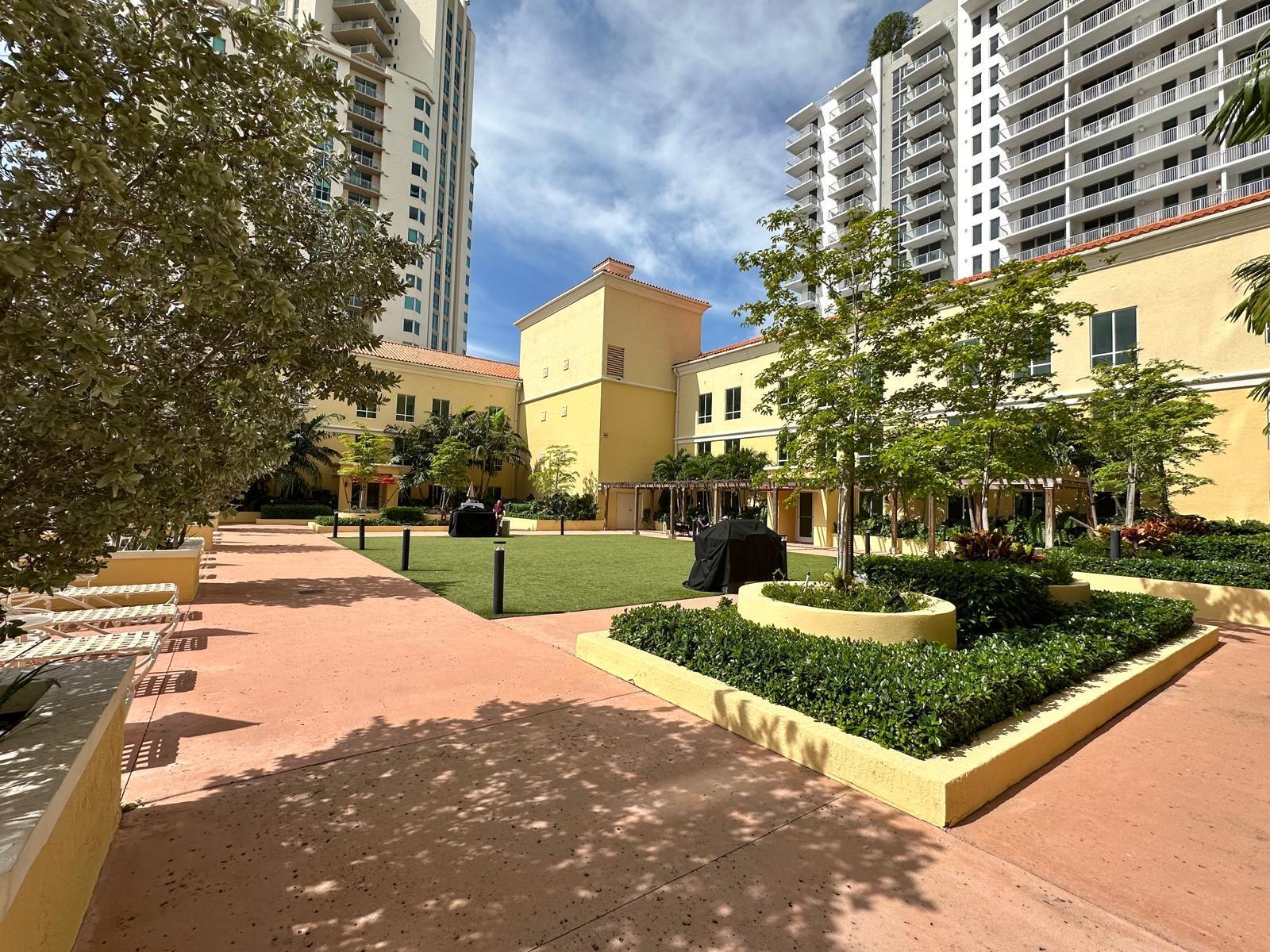 7350 SW 89th #2102s, Miami FL 33156