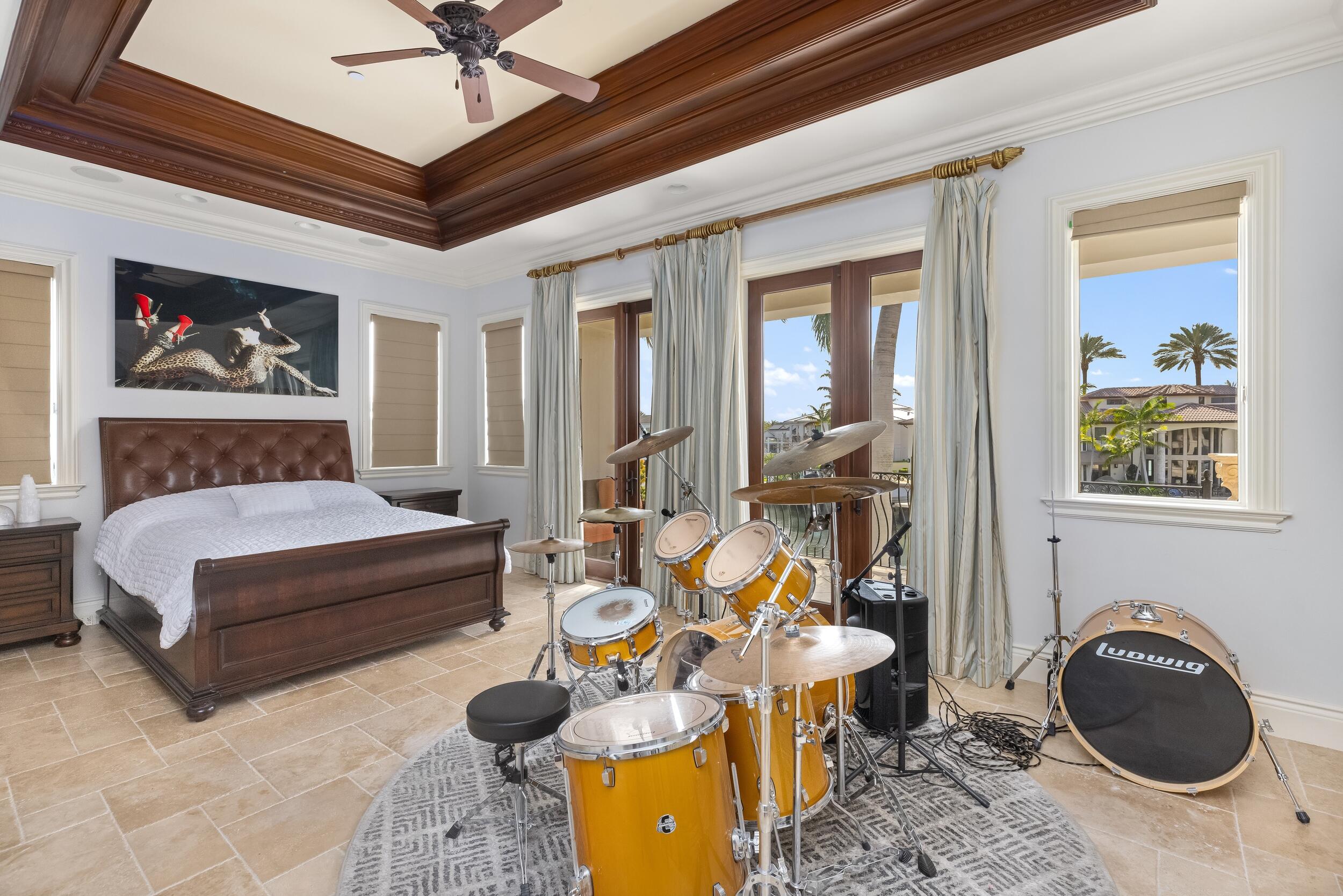 3201 NE 27th, Lighthouse Point FL 33064