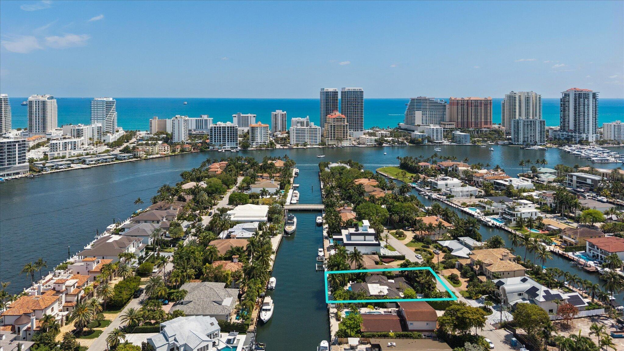 2525 Barcelona, Fort Lauderdale FL 33301