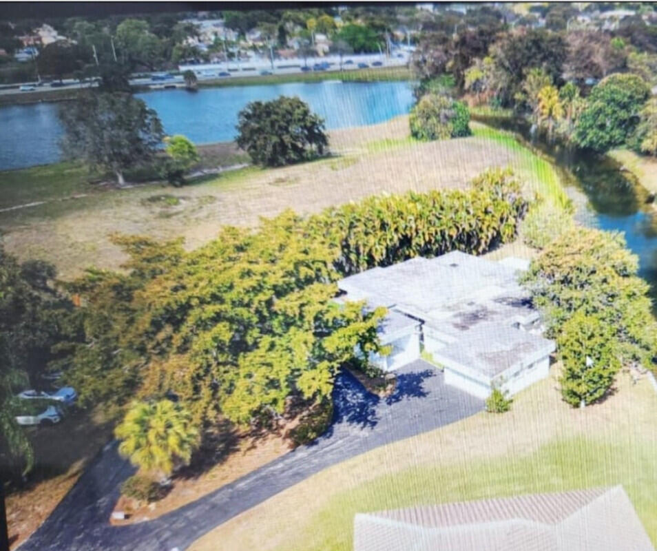 5707 White Hickory, Tamarac FL 33319