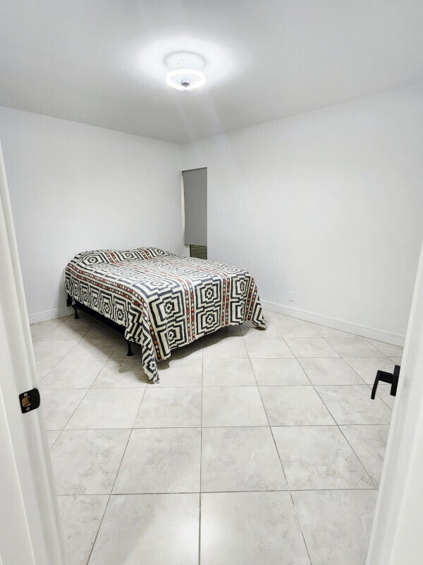 5707 White Hickory, Tamarac FL 33319