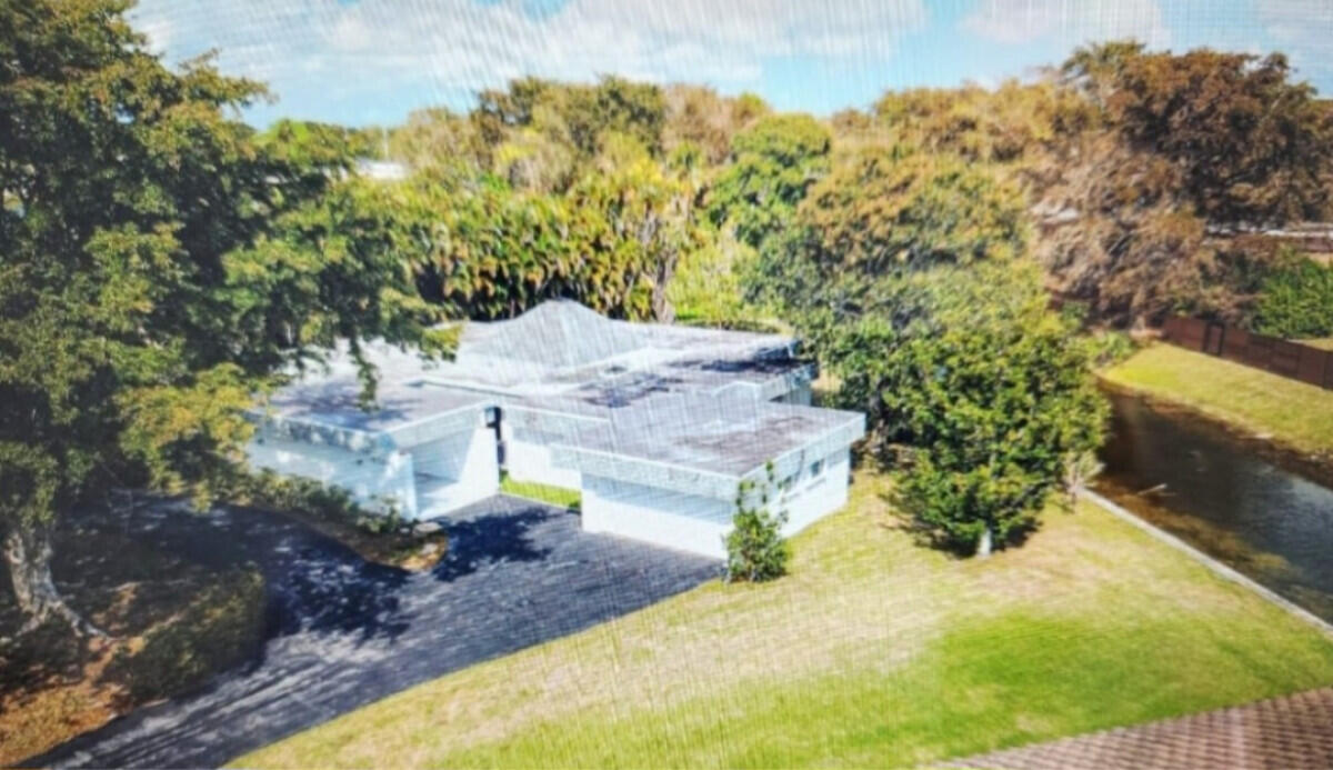 5707 White Hickory, Tamarac FL 33319