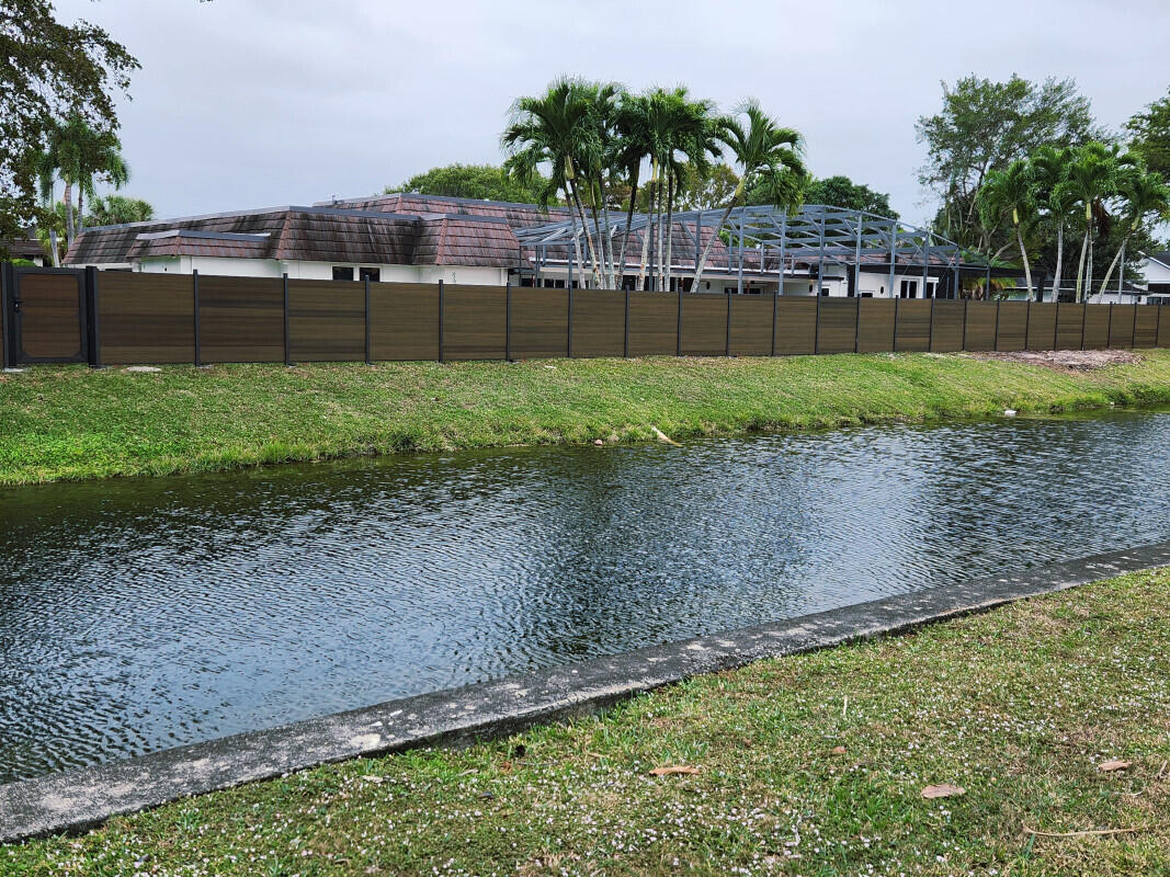 5707 White Hickory, Tamarac FL 33319