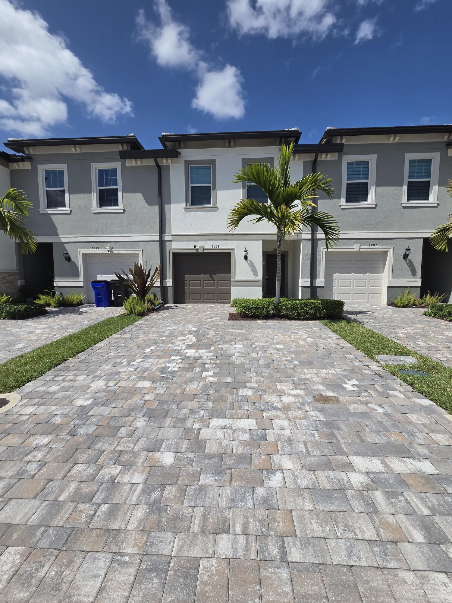 3213 Watercress, Lauderdale Lakes FL 33311