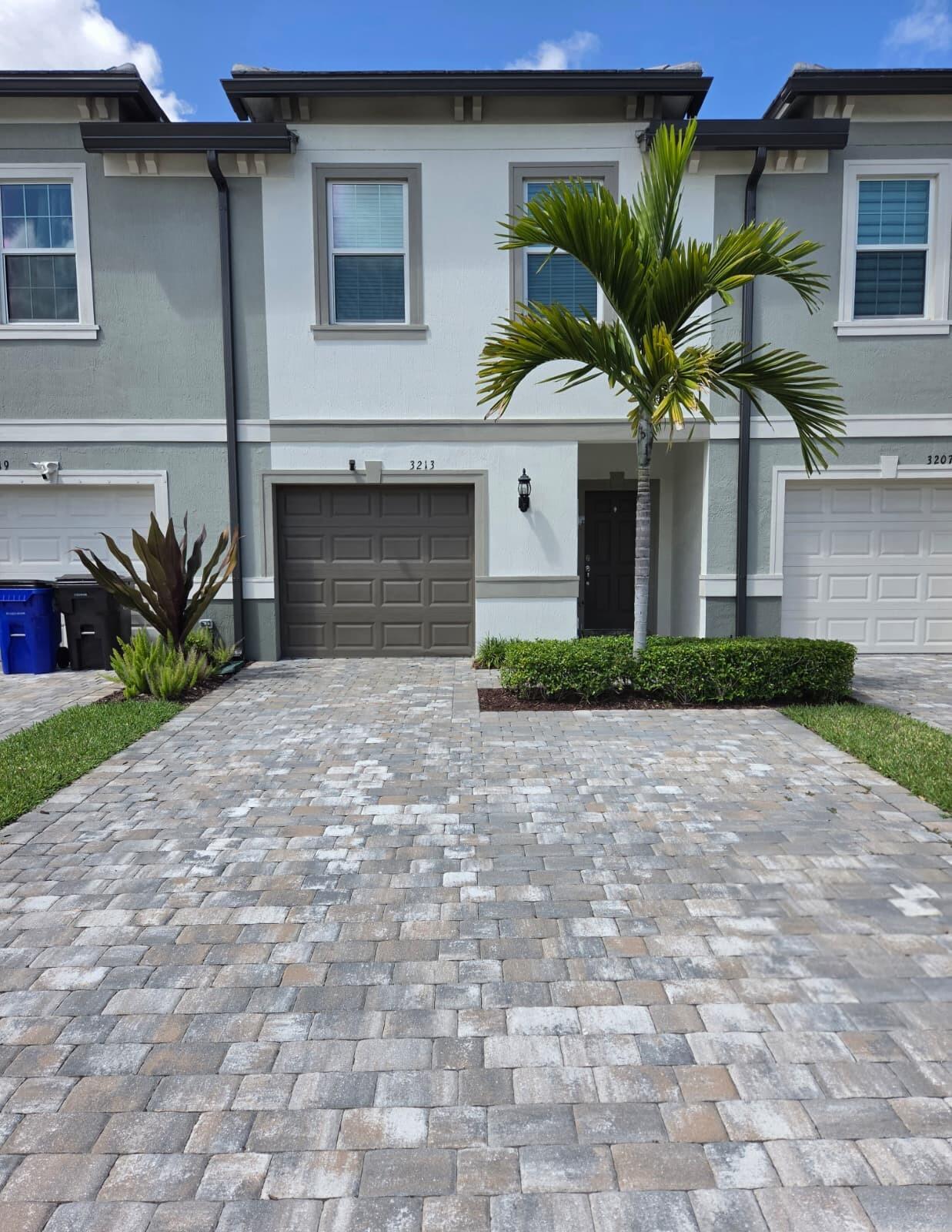 3213 Watercress, Lauderdale Lakes FL 33311