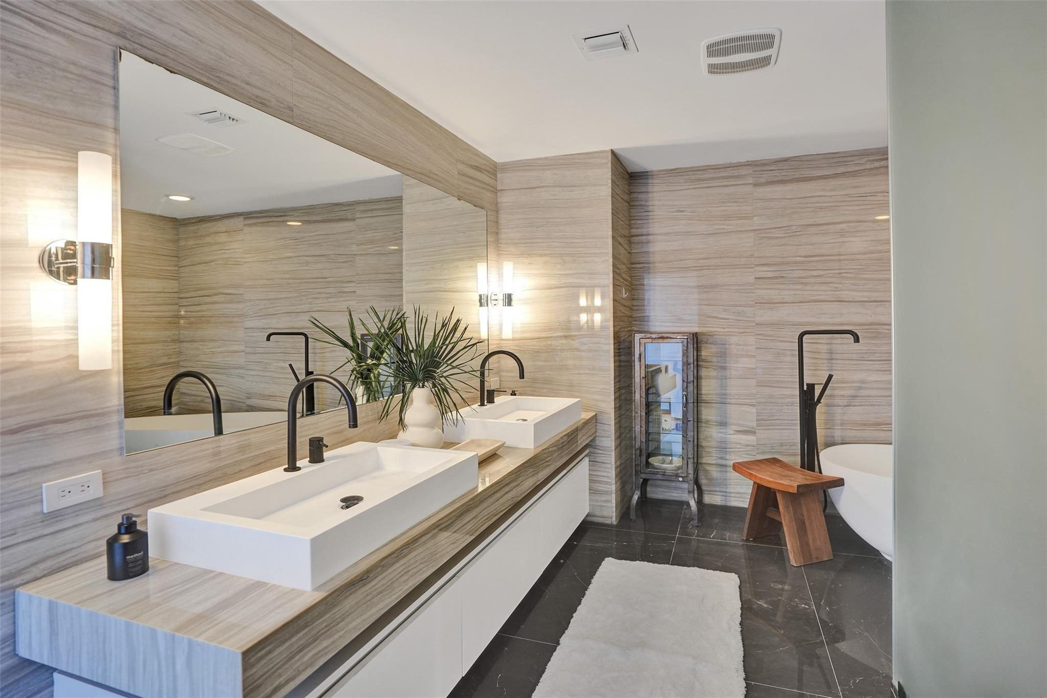 2200 N Ocean #S406, Fort Lauderdale FL 33305