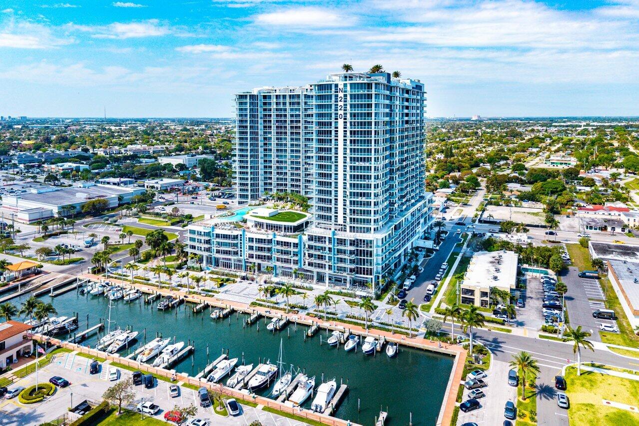 220 Lake Shore #1415, Lake Park FL 33403