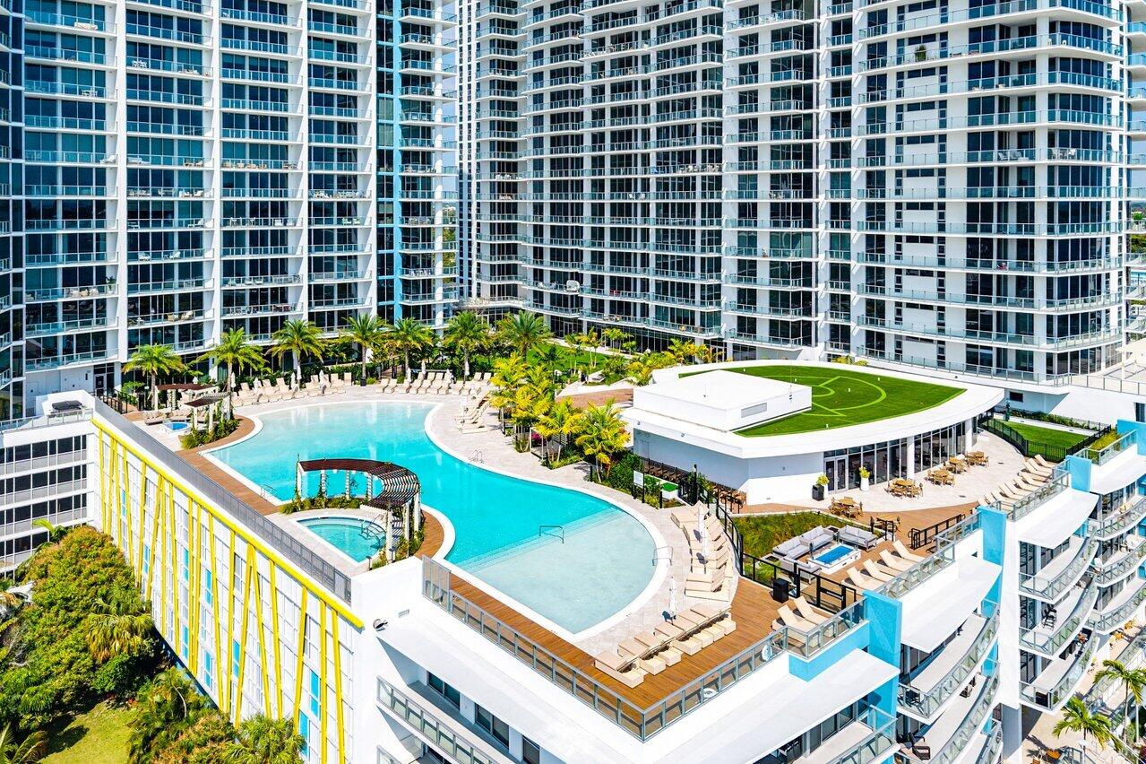 220 Lake Shore #1415, Lake Park FL 33403