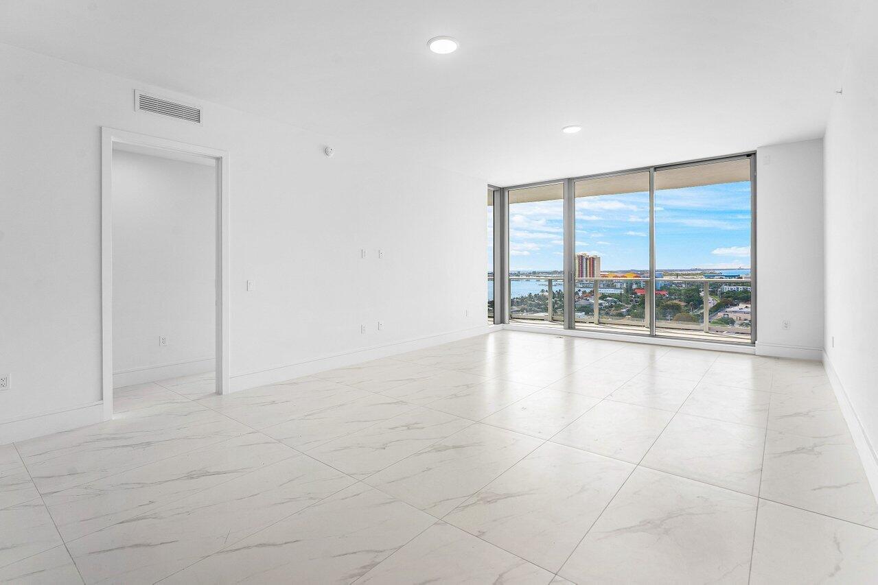 220 Lake Shore #1415, Lake Park FL 33403