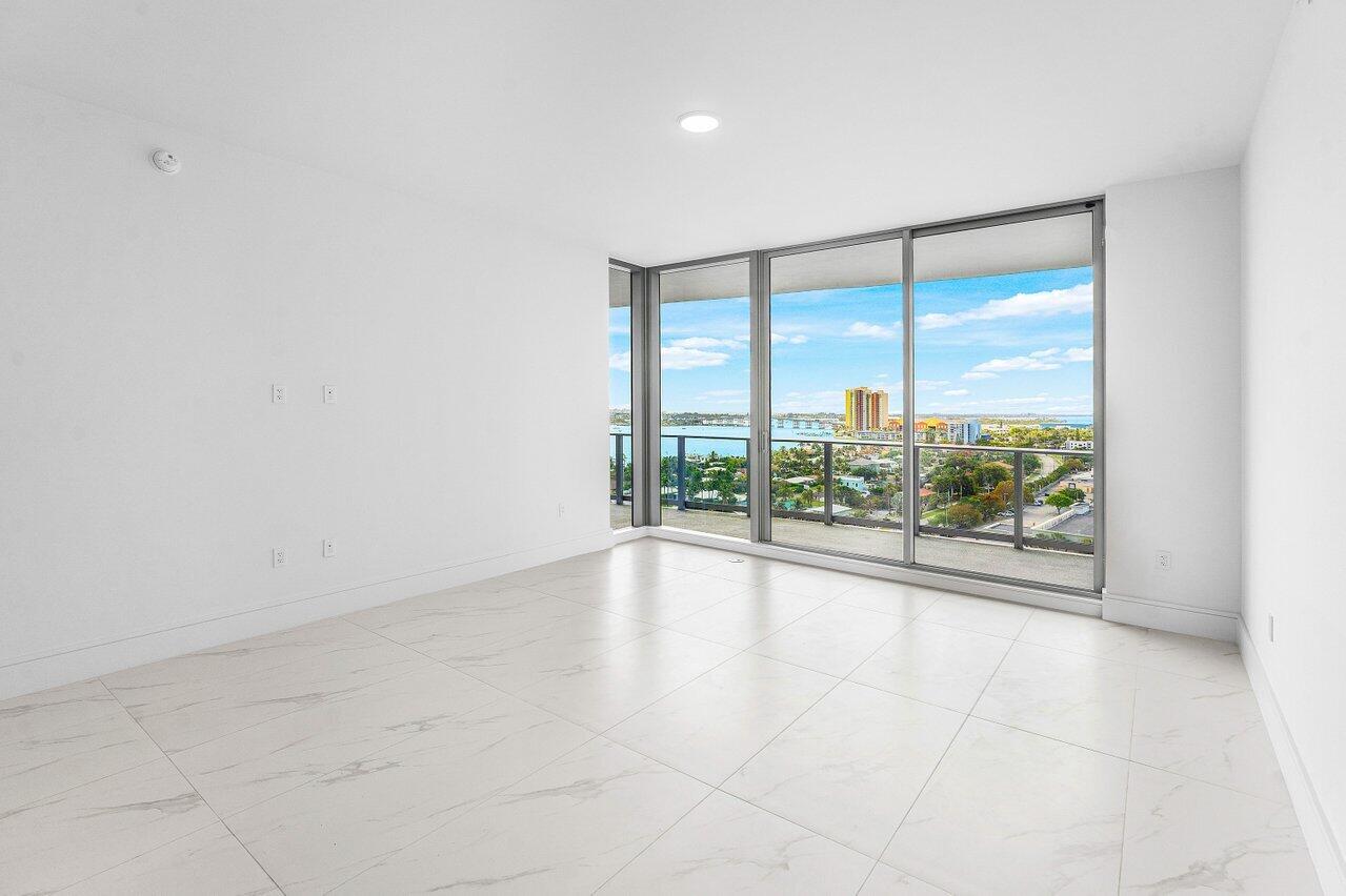 220 Lake Shore #1415, Lake Park FL 33403