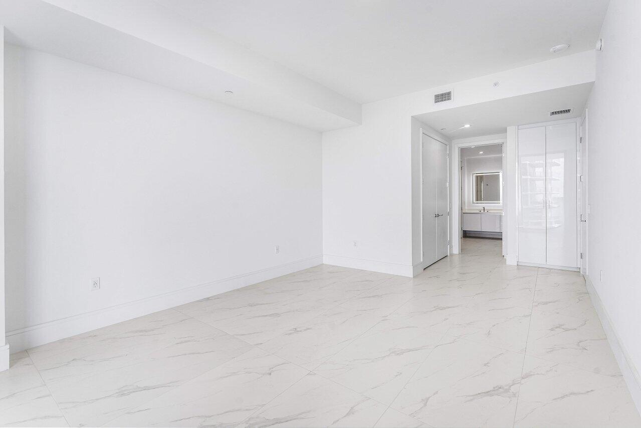 220 Lake Shore #1415, Lake Park FL 33403
