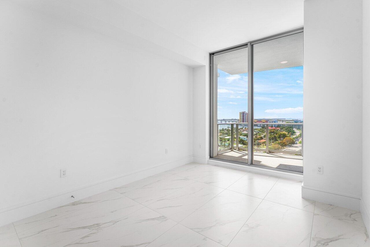 220 Lake Shore #1415, Lake Park FL 33403