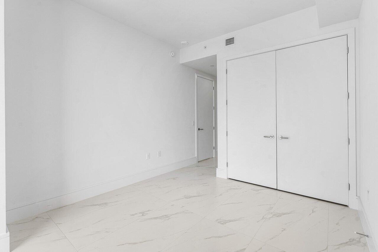 220 Lake Shore #1415, Lake Park FL 33403