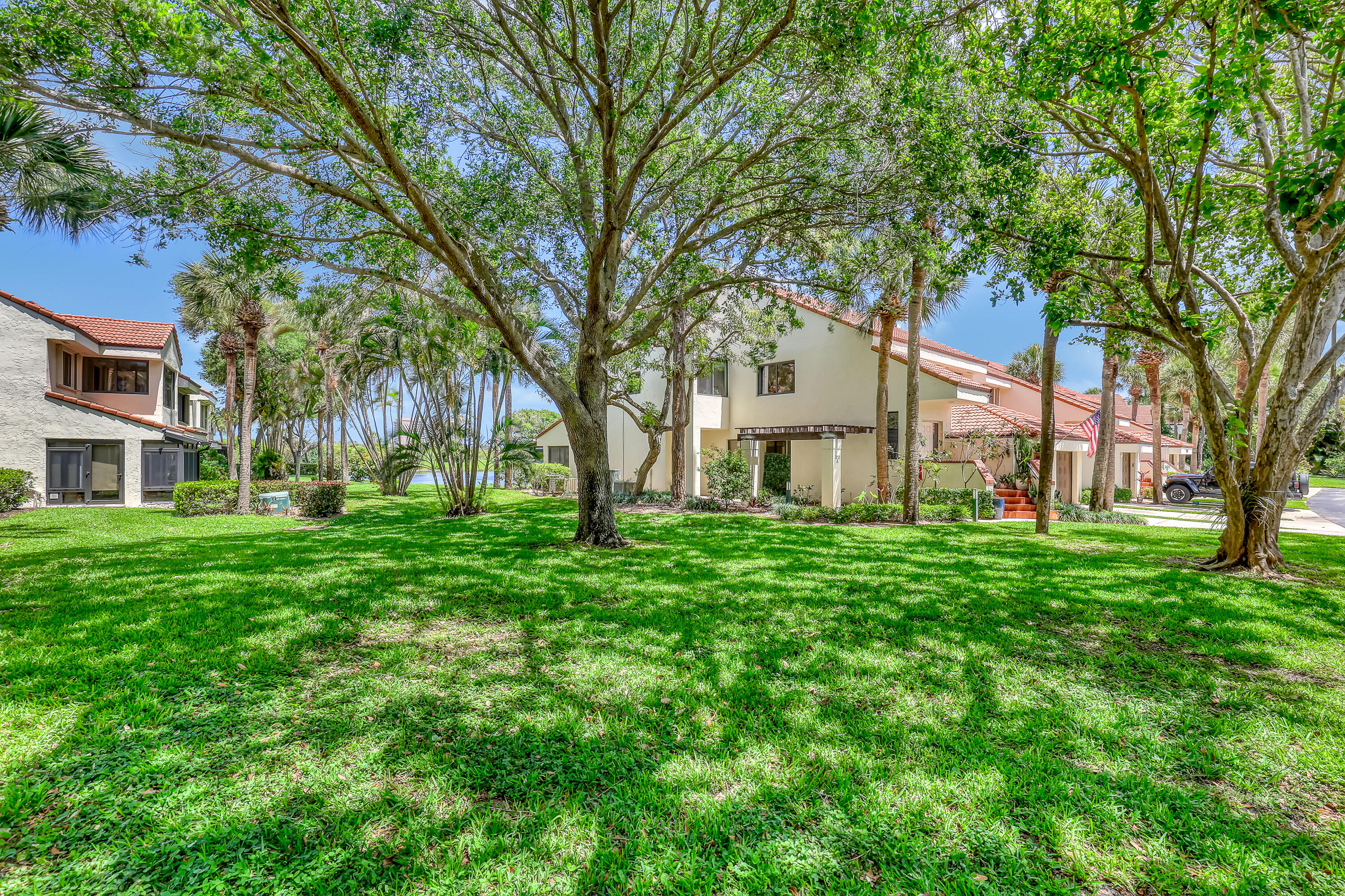 302 Sea Oats #E, Juno Beach FL 33408