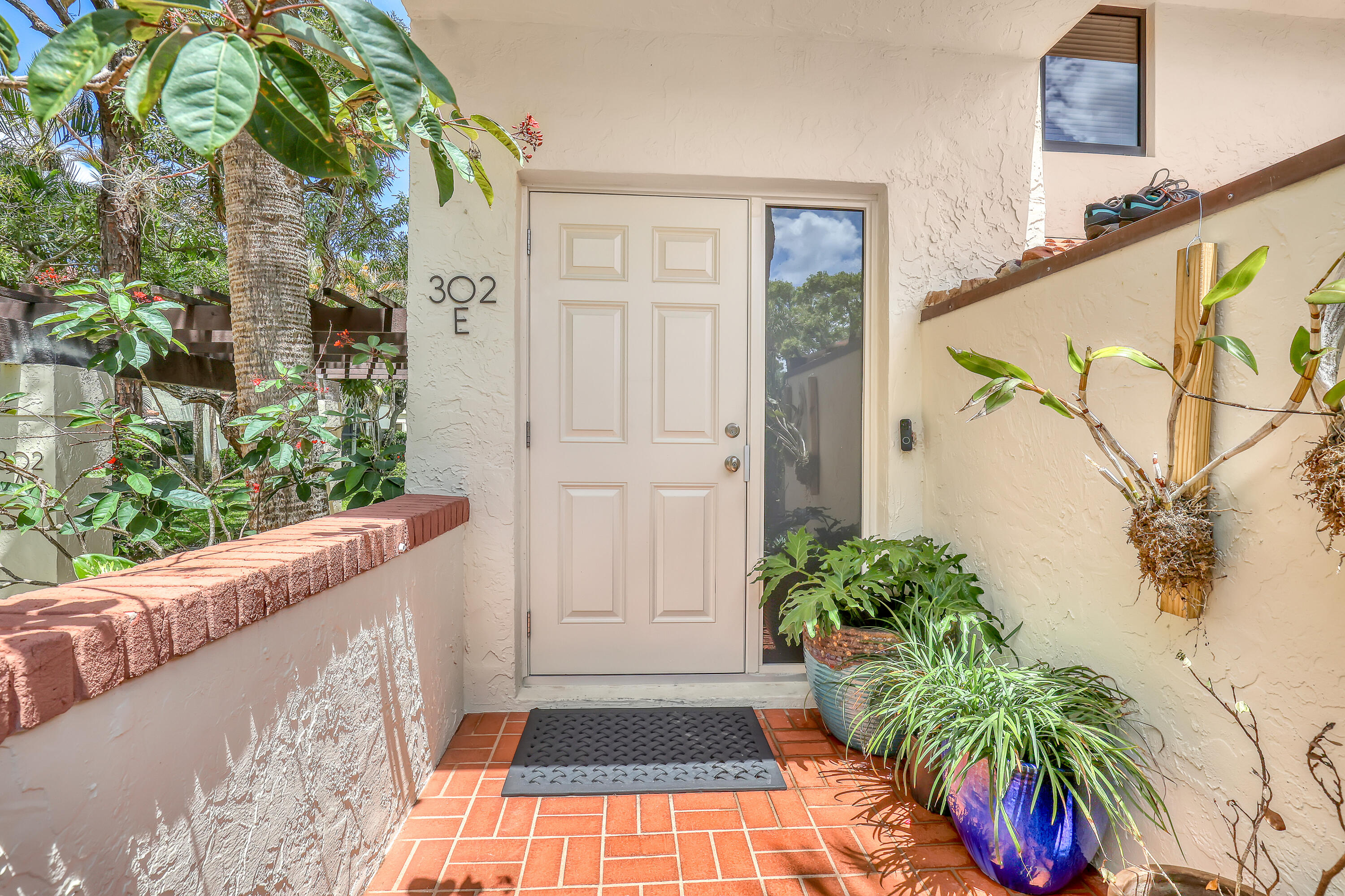302 Sea Oats #E, Juno Beach FL 33408
