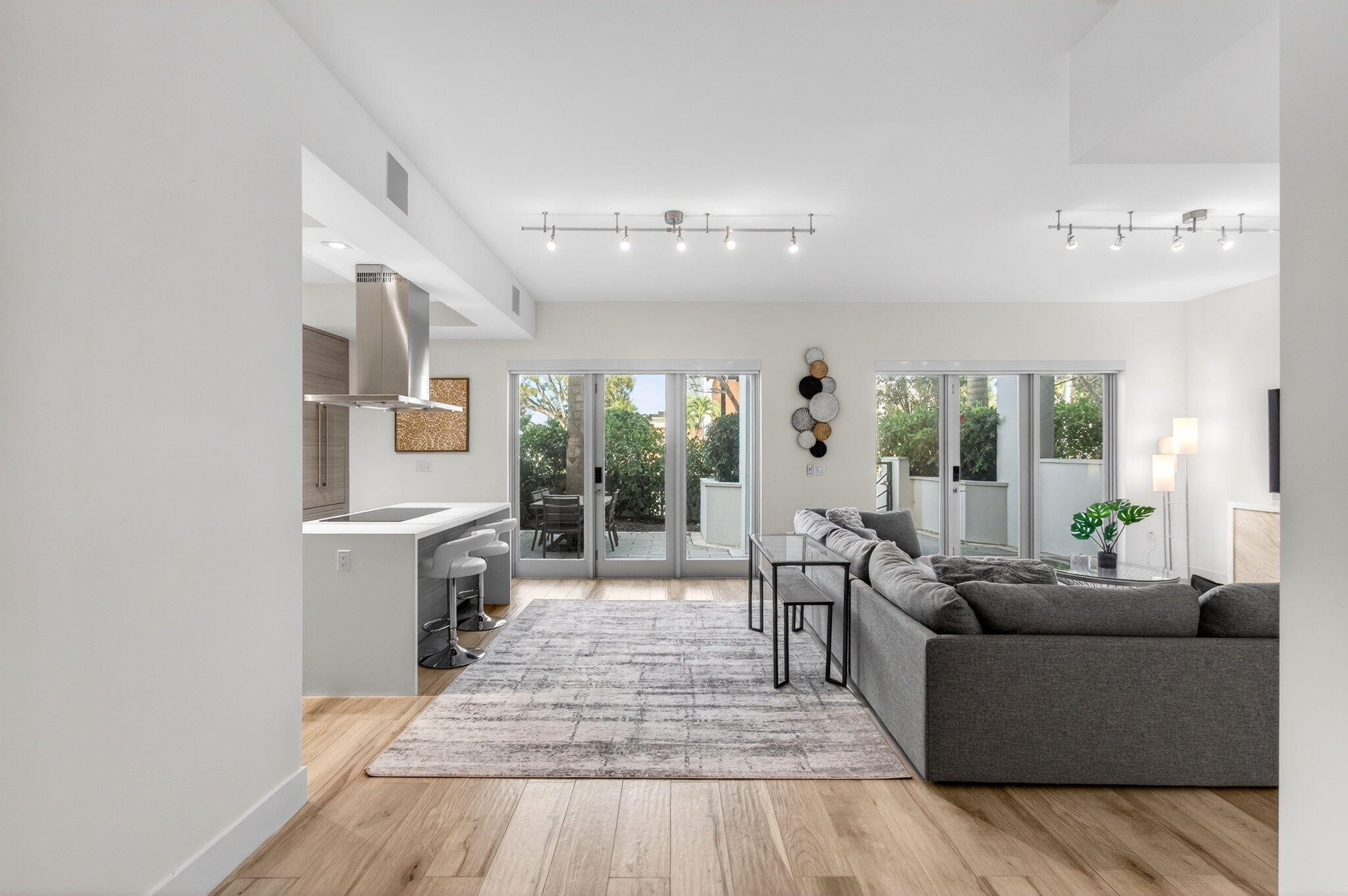 155 E Boca Raton #Th3, Boca Raton FL 33432