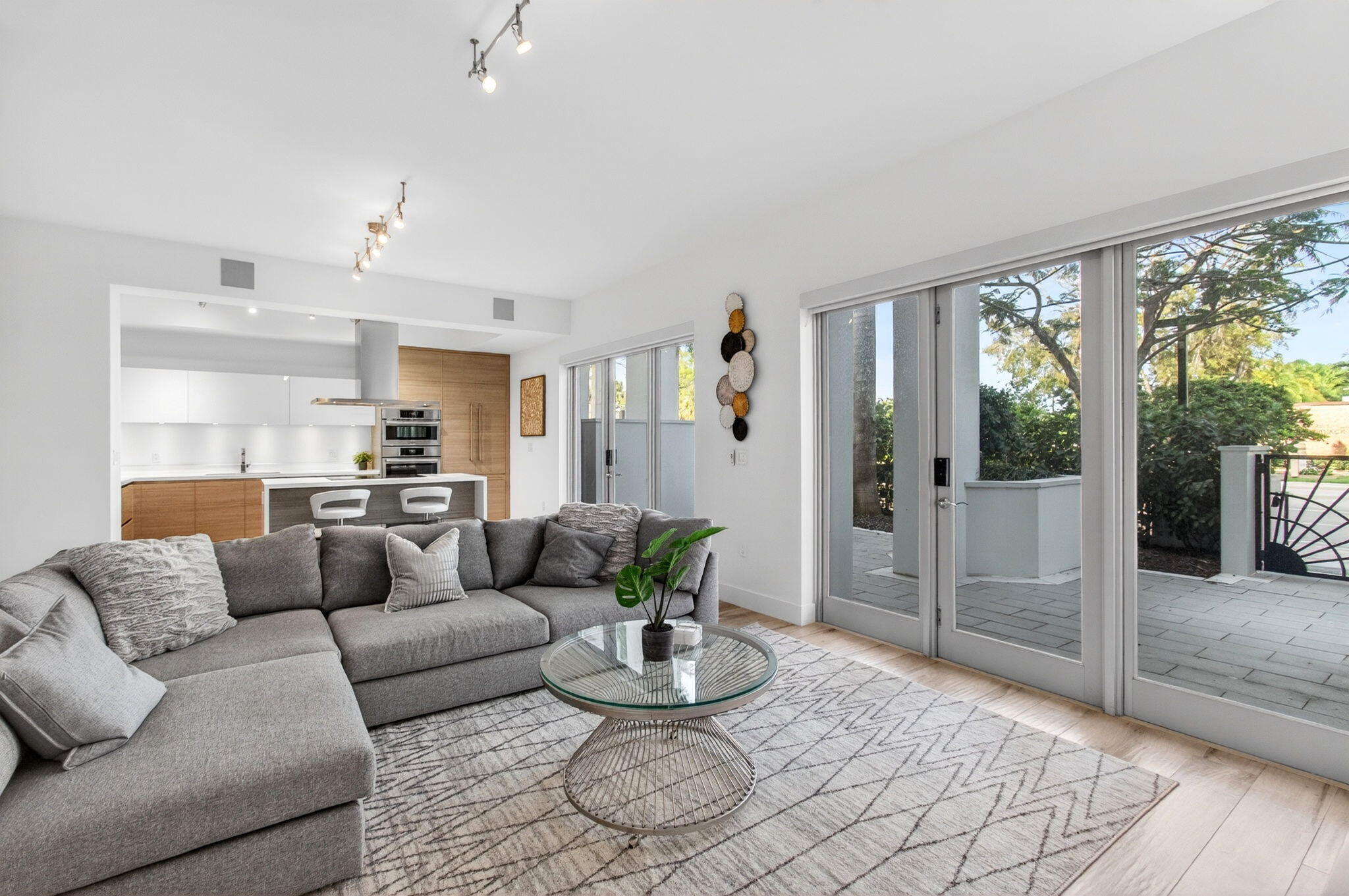 155 E Boca Raton #Th3, Boca Raton FL 33432