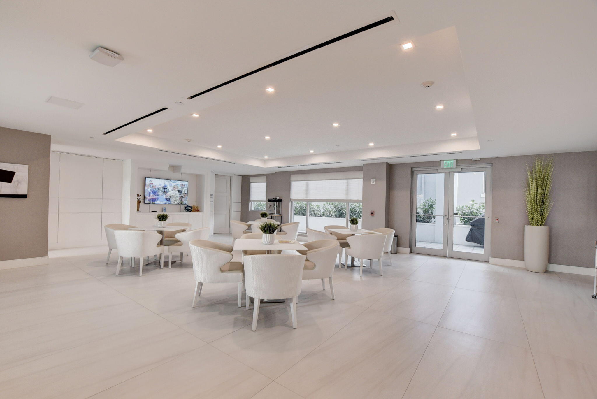 155 E Boca Raton #Th3, Boca Raton FL 33432