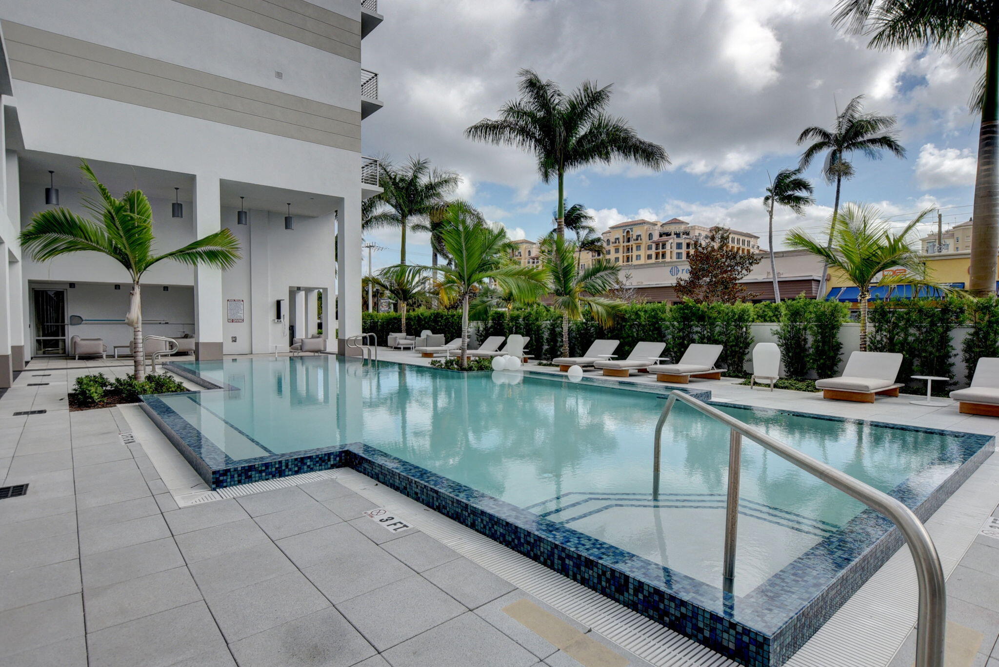 155 E Boca Raton #Th3, Boca Raton FL 33432