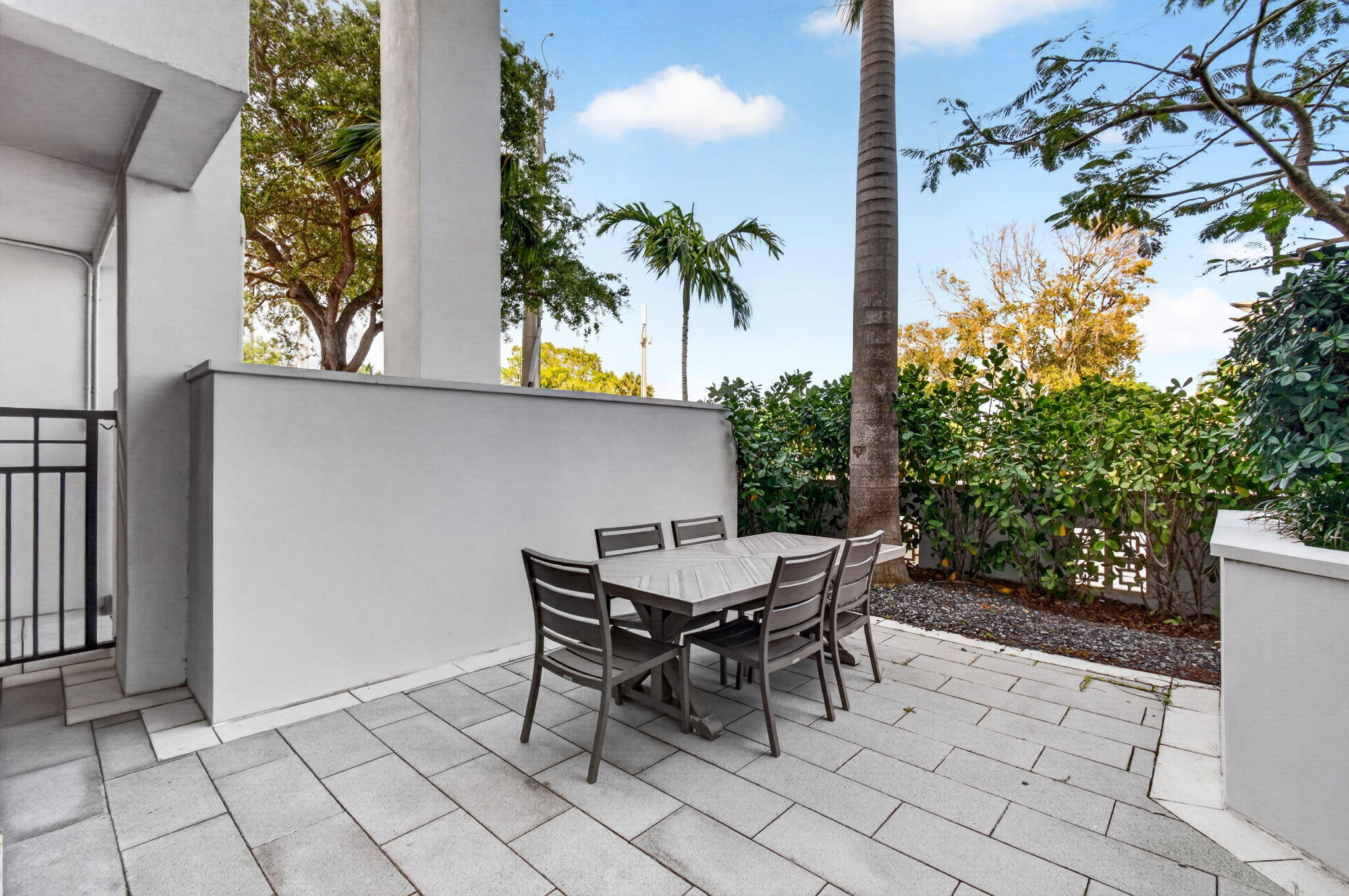 155 E Boca Raton #Th3, Boca Raton FL 33432
