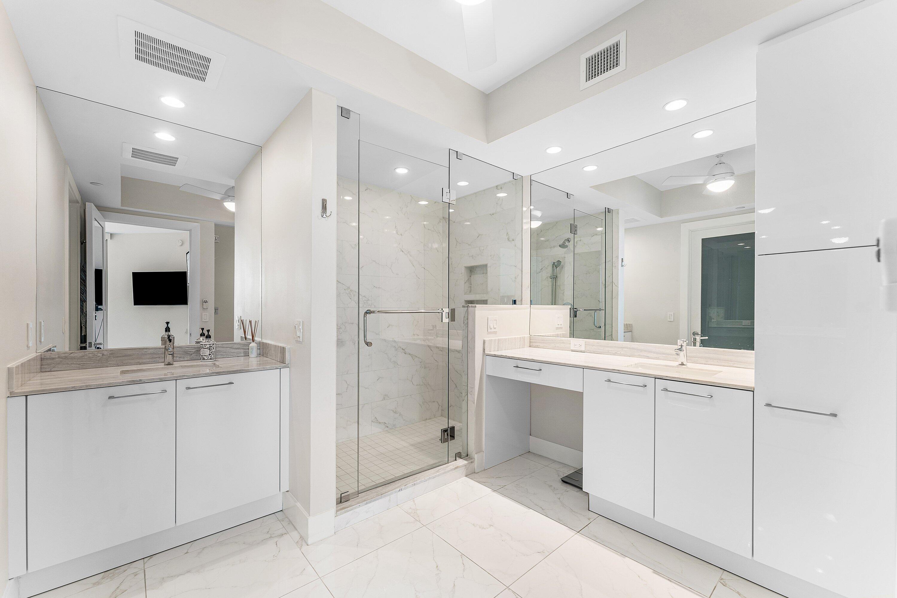 2 Water Club #403, North Palm Beach FL 33408