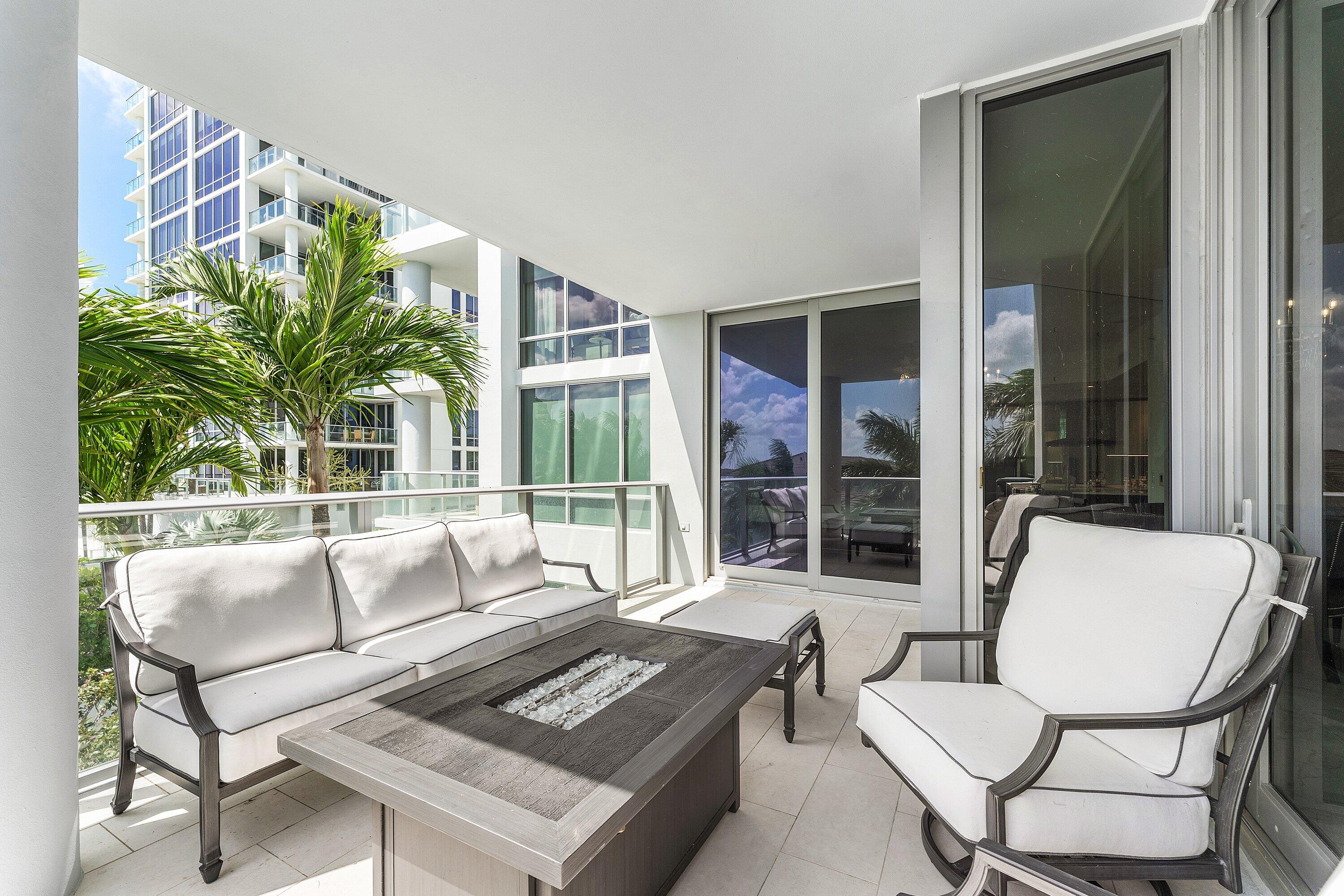 2 Water Club #403, North Palm Beach FL 33408