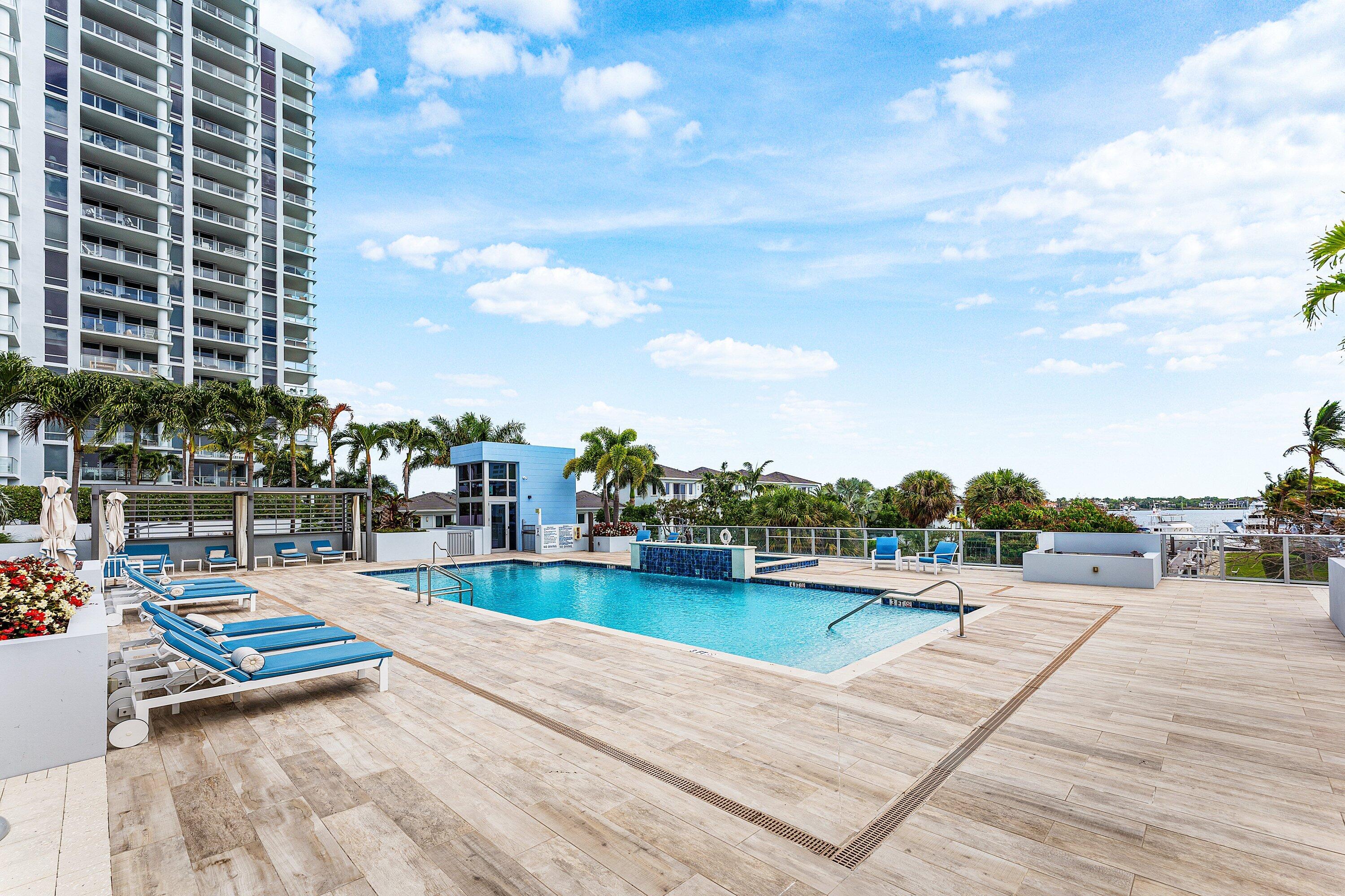 2 Water Club #403, North Palm Beach FL 33408