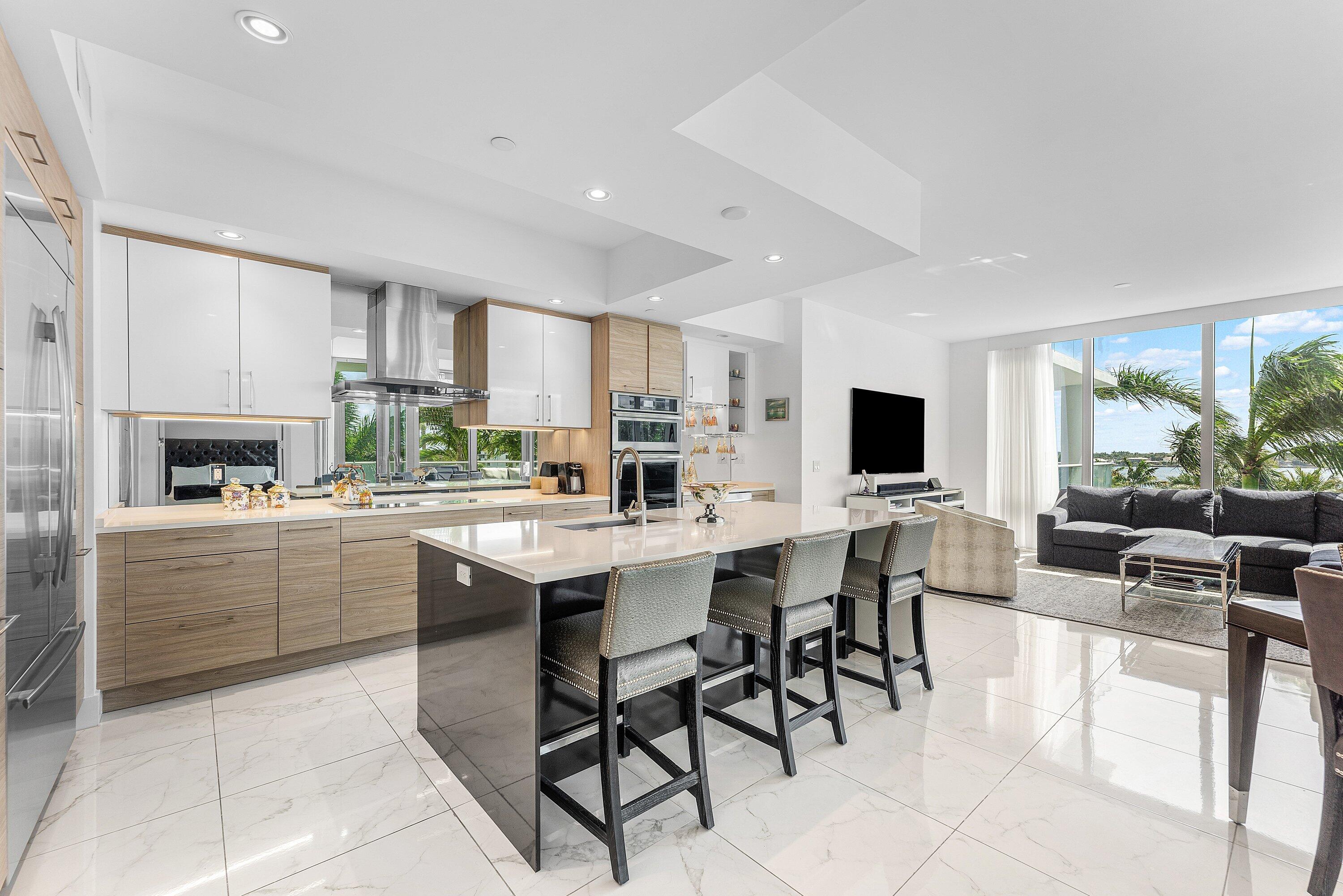 2 Water Club #403, North Palm Beach FL 33408