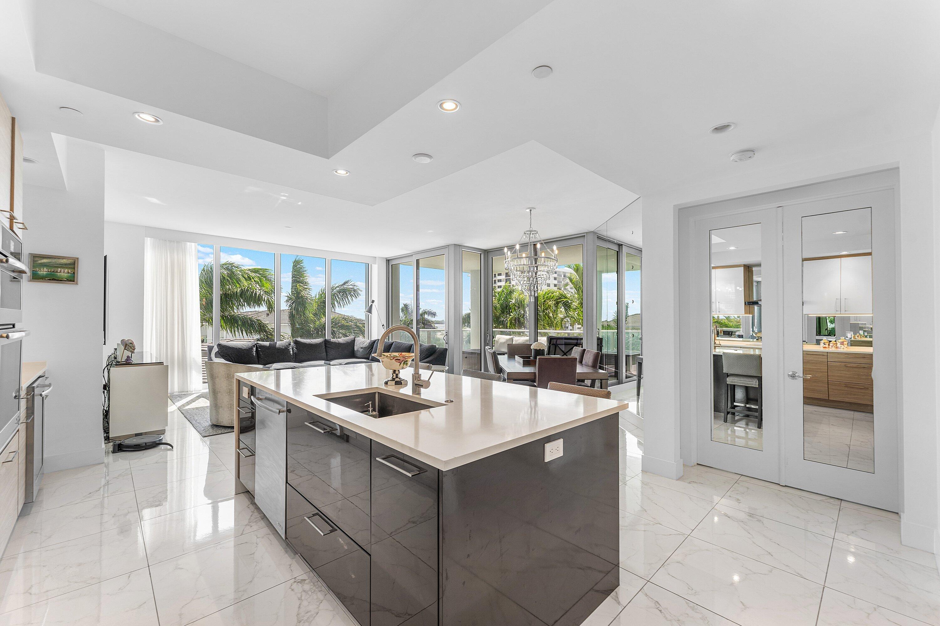 2 Water Club #403, North Palm Beach FL 33408