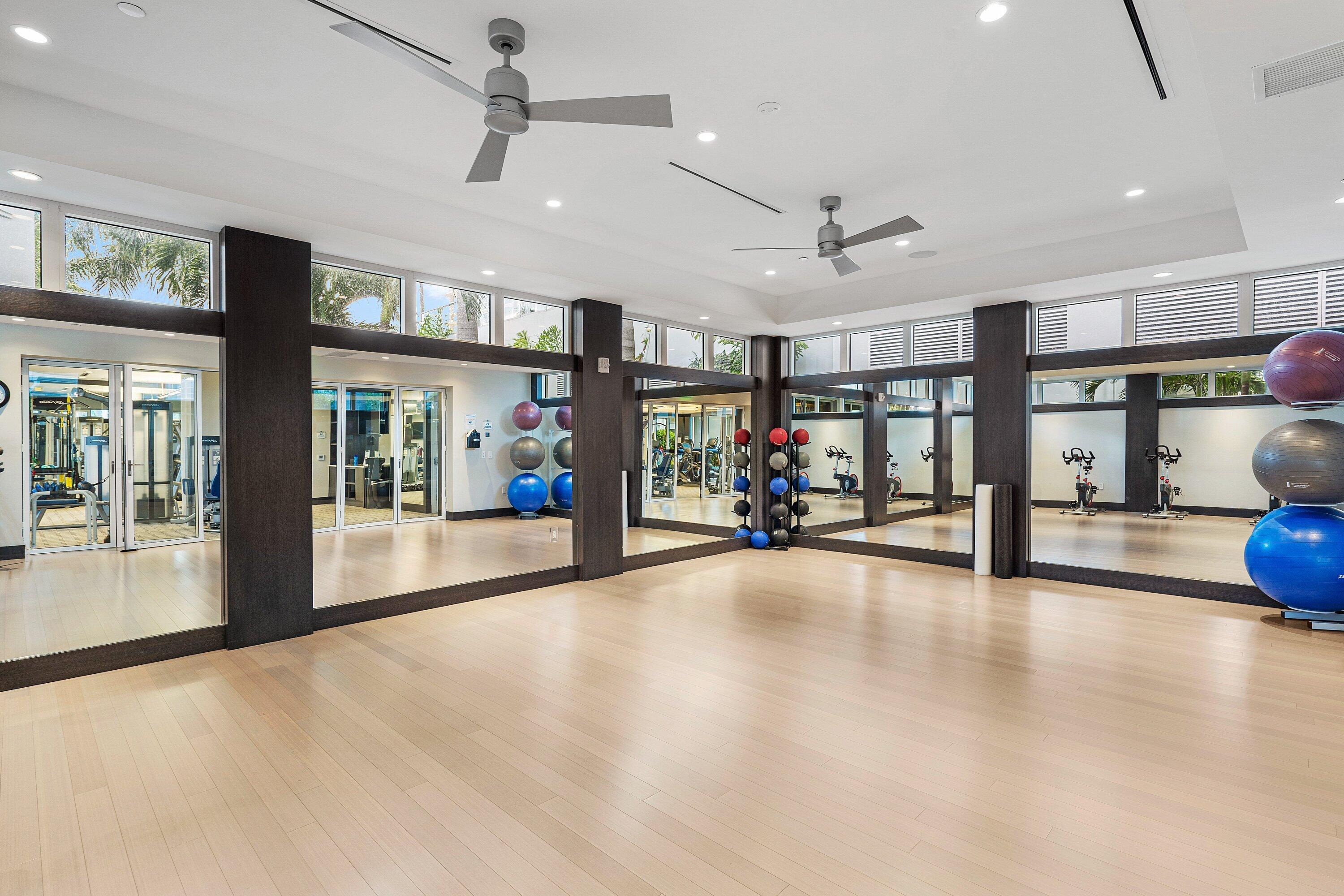 2 Water Club #403, North Palm Beach FL 33408
