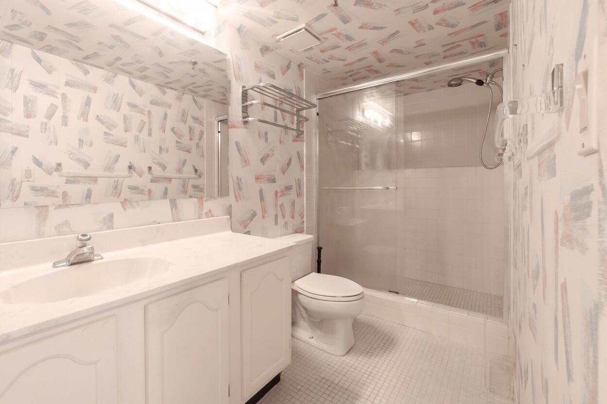 1155 Hillsboro Mile #502, Hillsboro Beach FL 33062