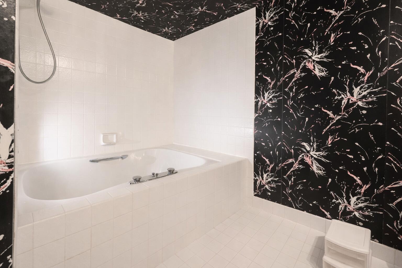 1155 Hillsboro Mile #502, Hillsboro Beach FL 33062