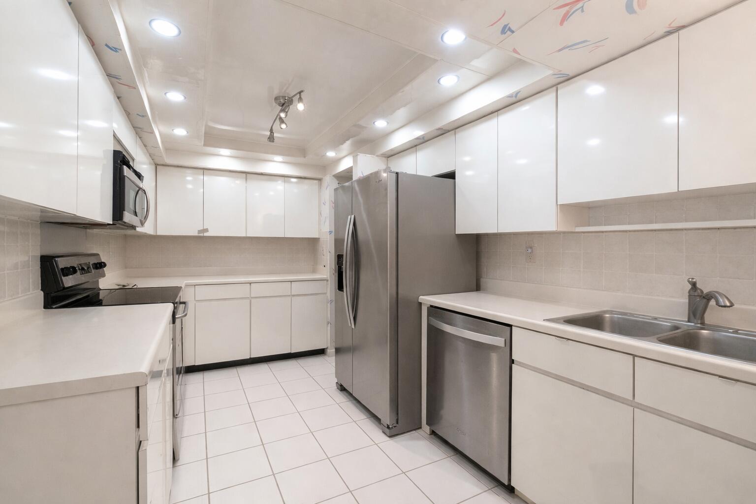 1155 Hillsboro Mile #502, Hillsboro Beach FL 33062
