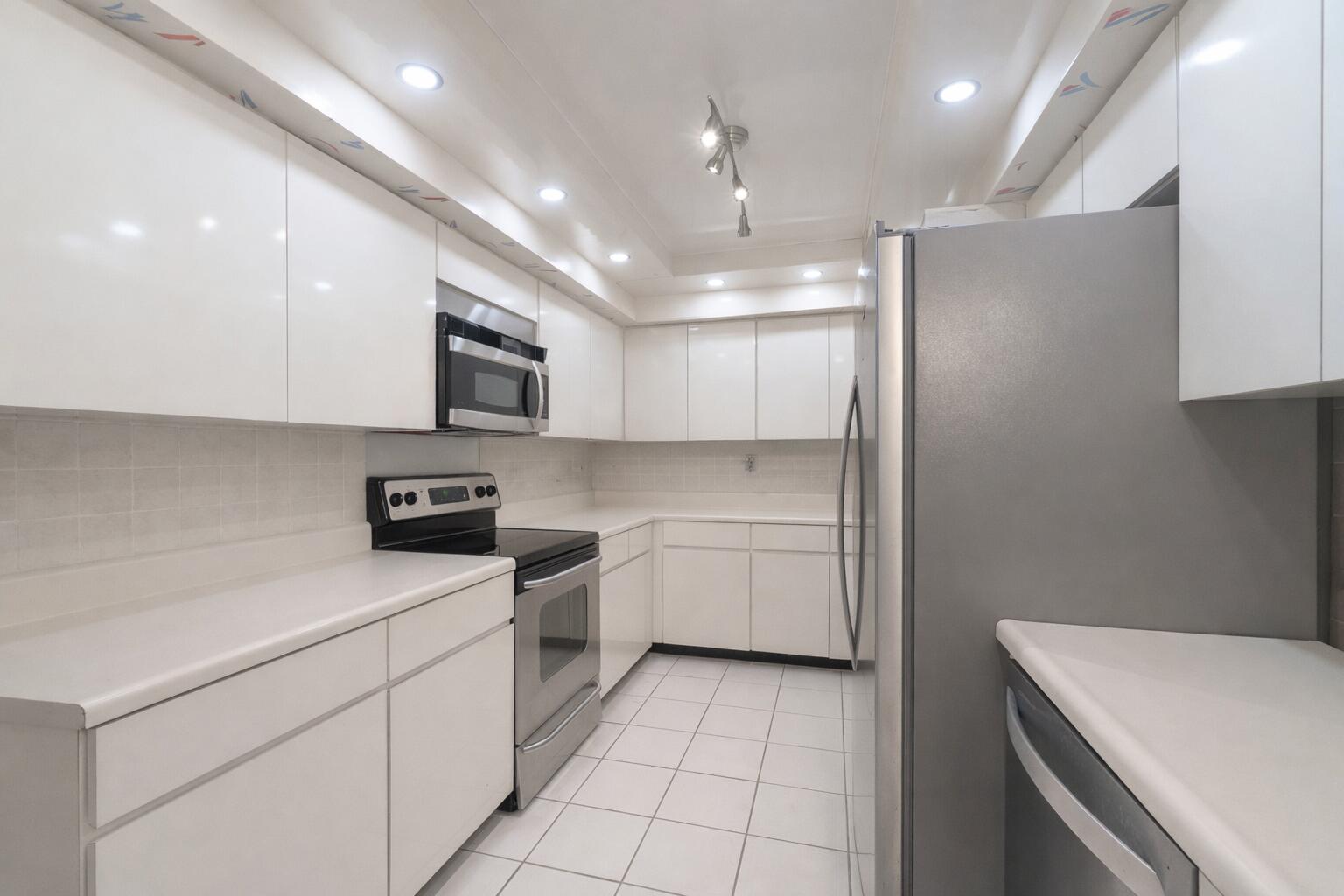 1155 Hillsboro Mile #502, Hillsboro Beach FL 33062