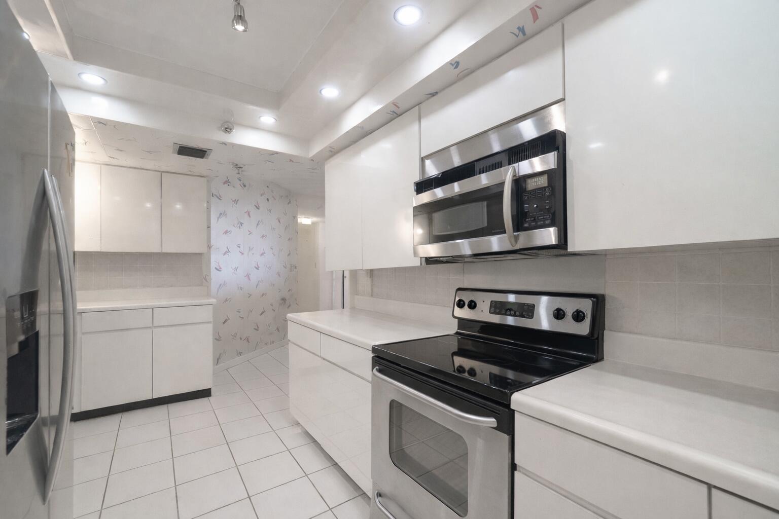 1155 Hillsboro Mile #502, Hillsboro Beach FL 33062