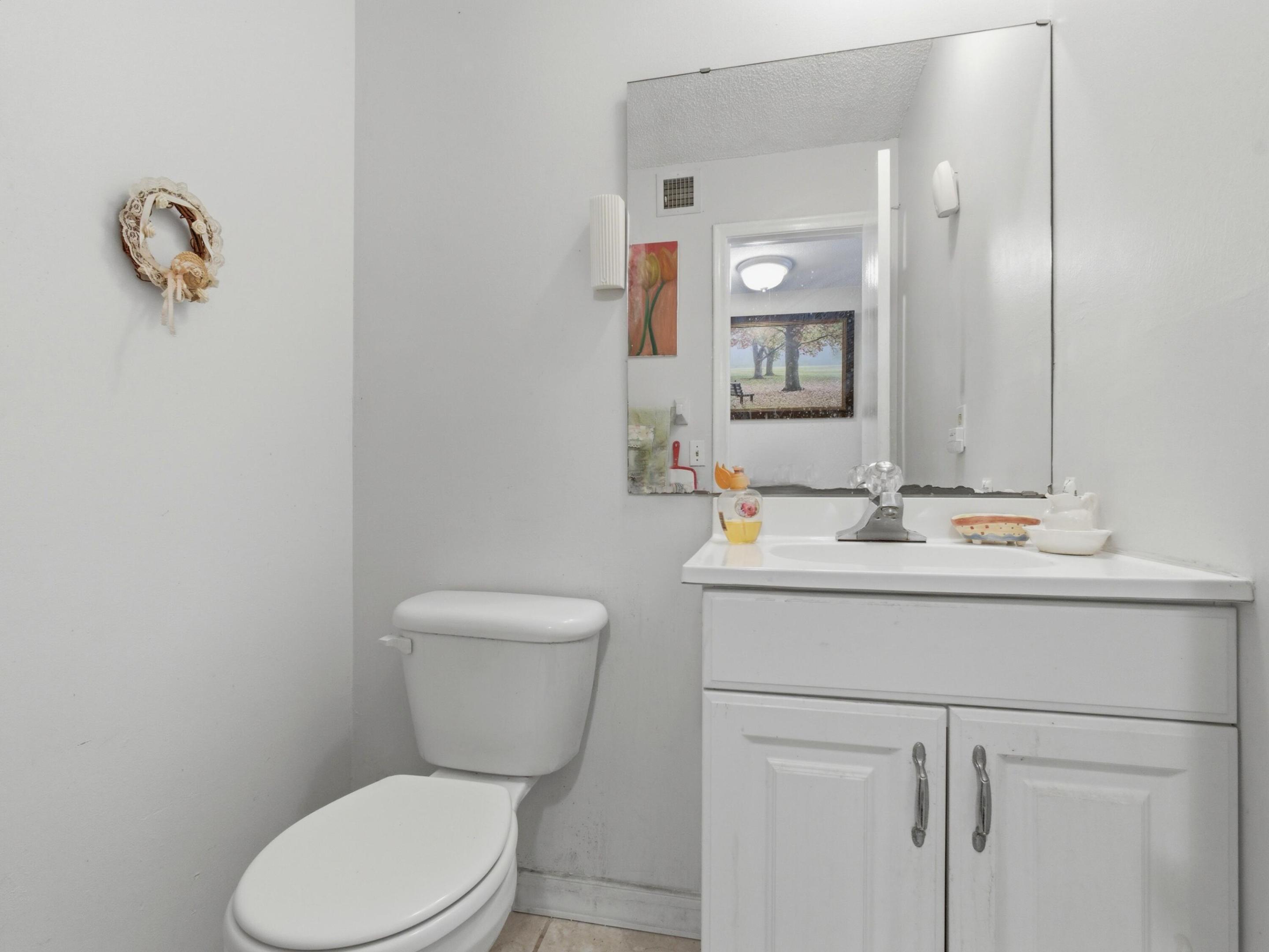 3920 Woodside #Apt 11, Coral Springs FL 33065