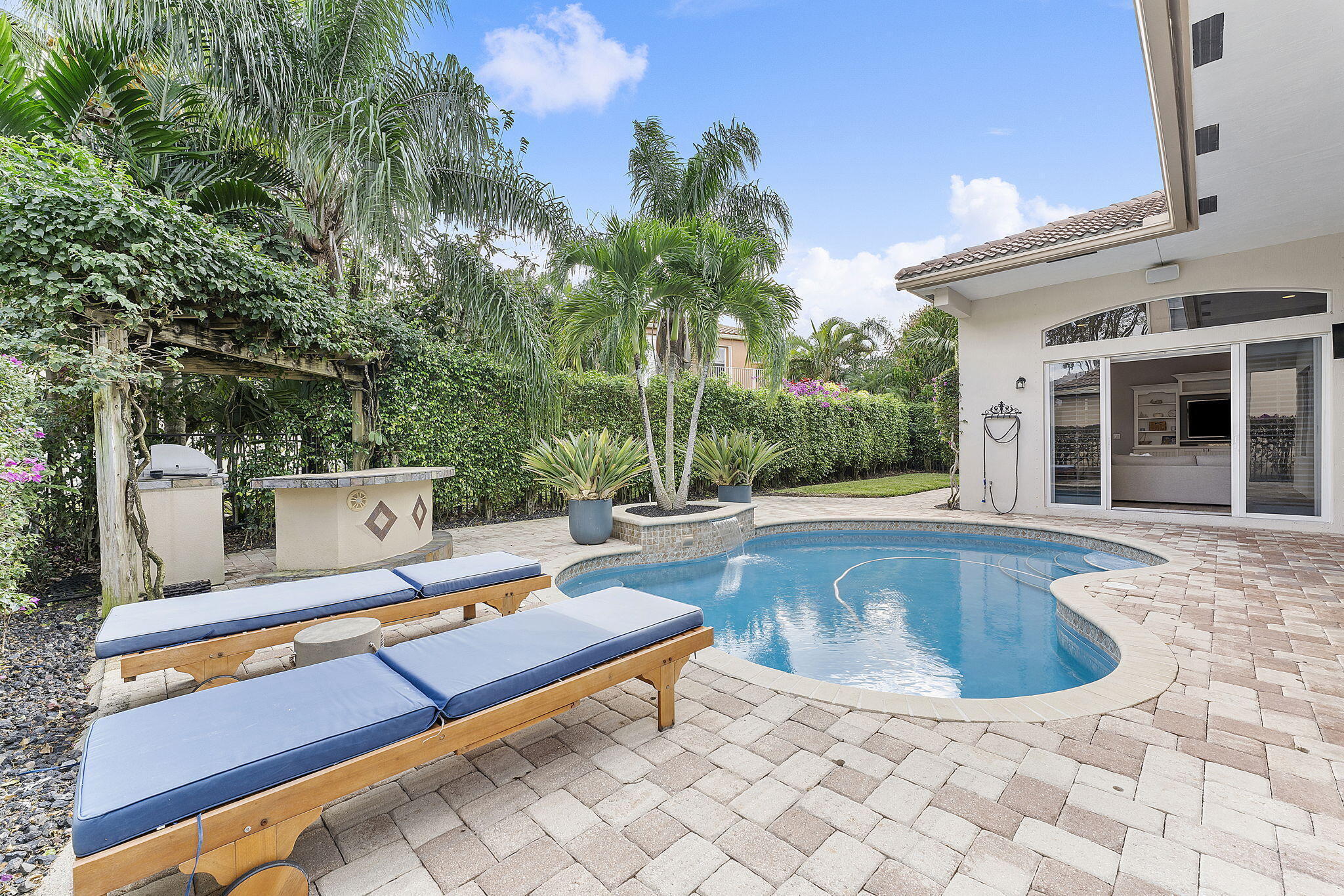 2903 Fontana, Royal Palm Beach FL 33411