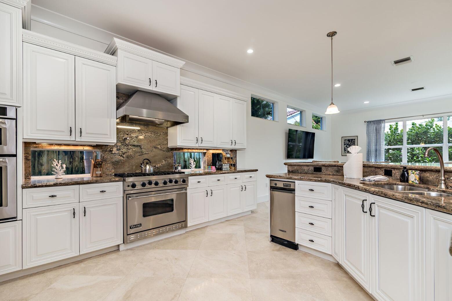 141 Gregory, West Palm Beach FL 33405