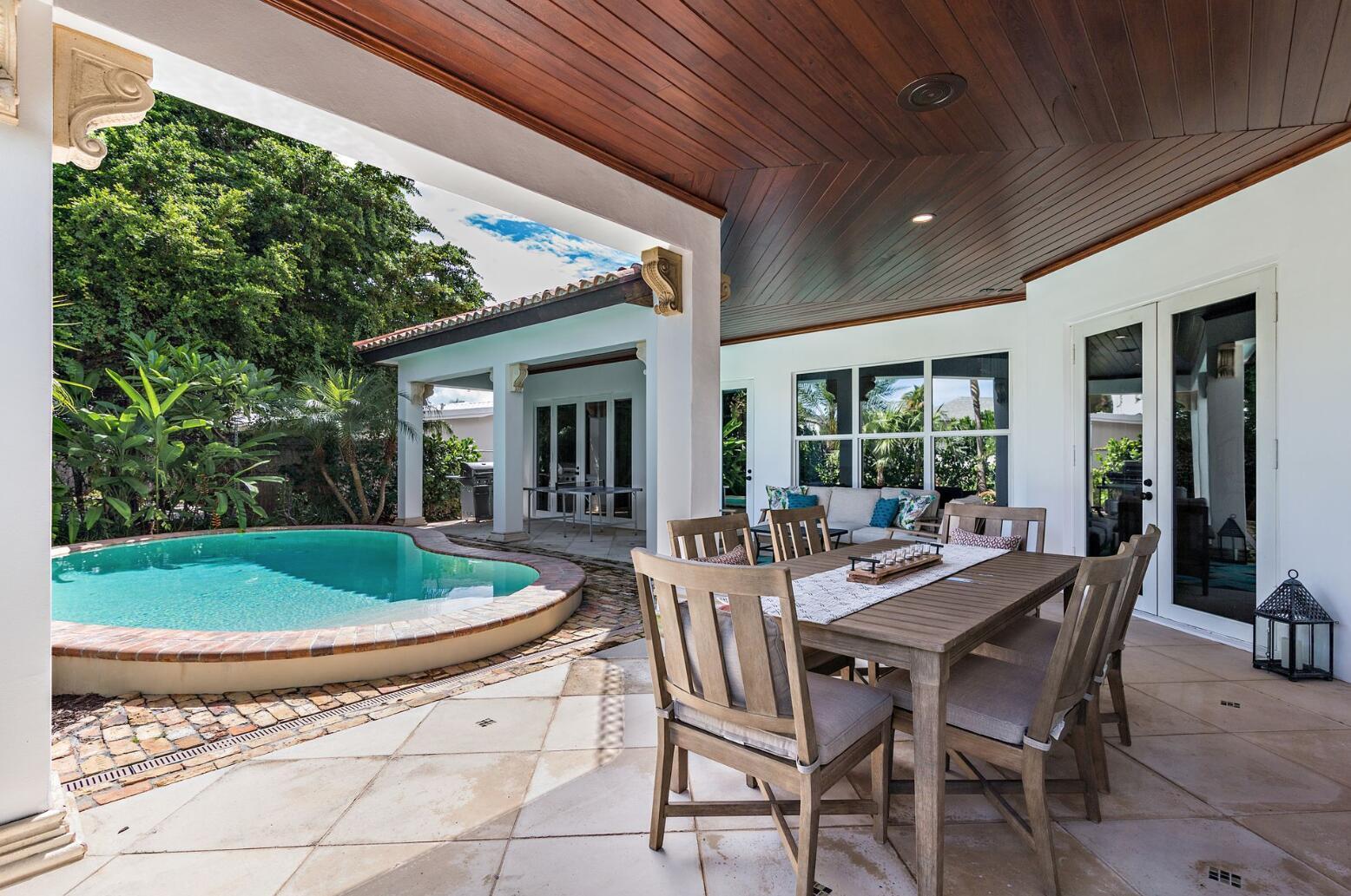 141 Gregory, West Palm Beach FL 33405